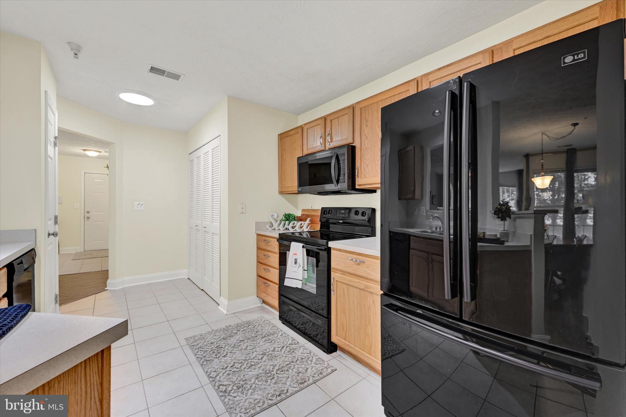 PERRY HALL FARMS GARDEN CONDOS - Residential