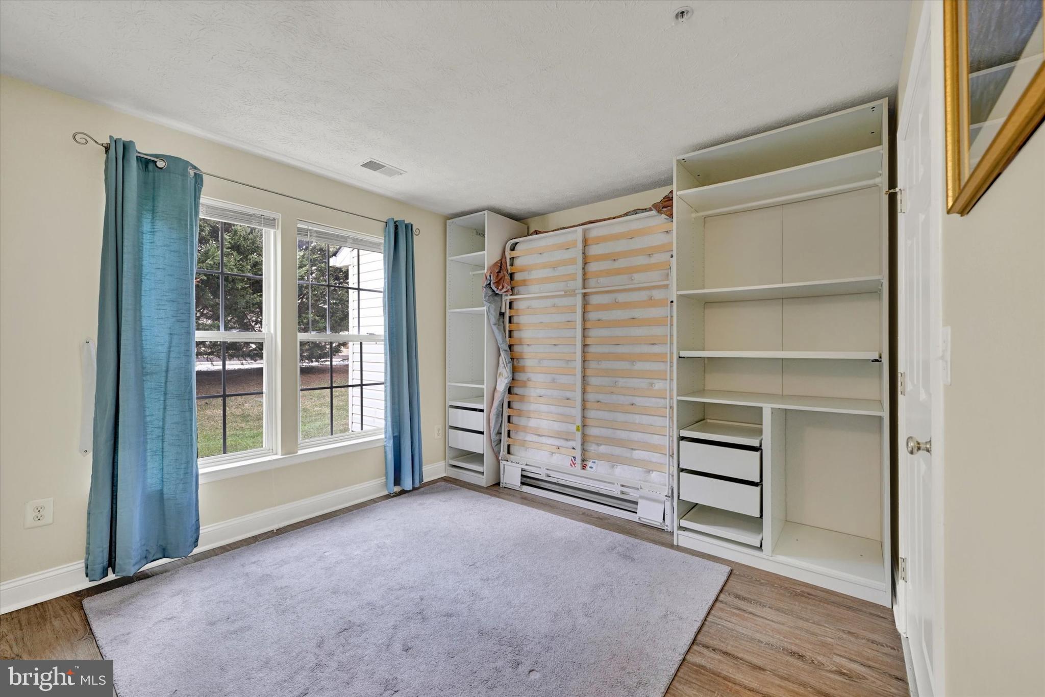 PERRY HALL FARMS GARDEN CONDOS - Residential