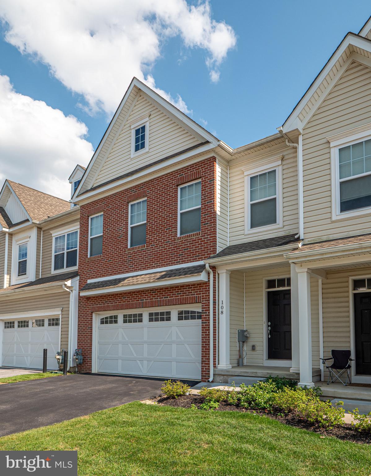 108 BOWERY LANE