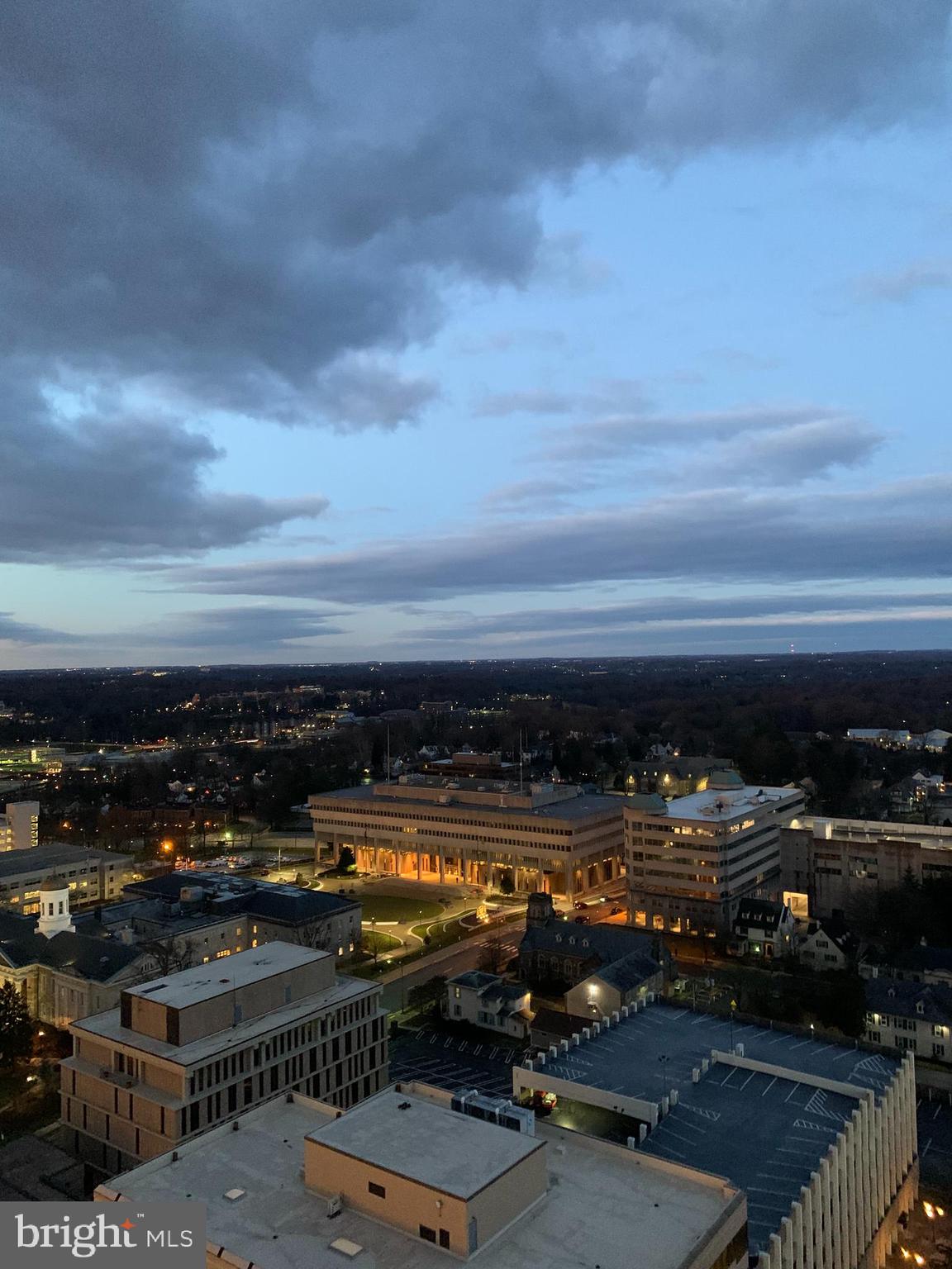 PENTHOUSE CONDOMINIUMS - Residential Lease