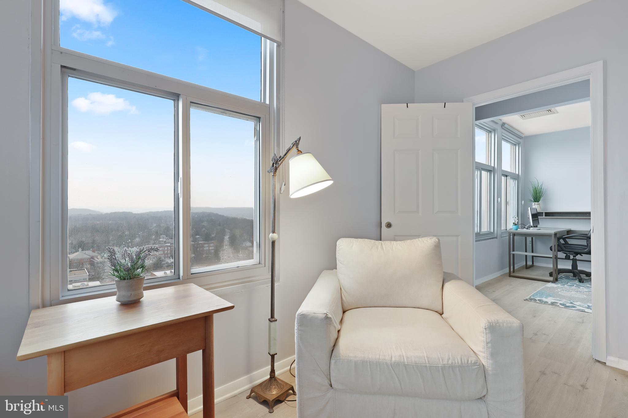 PENTHOUSE CONDOMINIUMS - Residential Lease