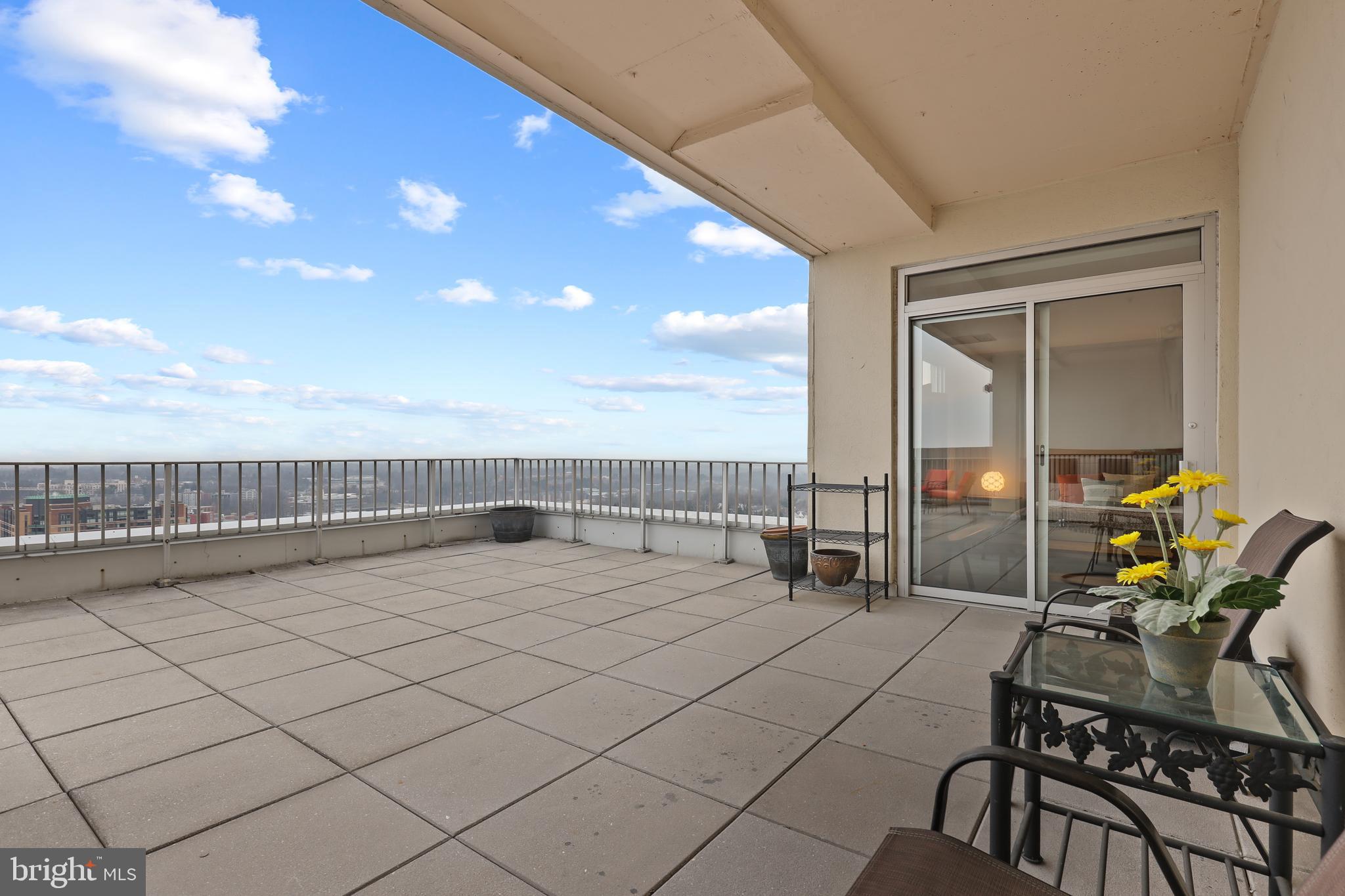 PENTHOUSE CONDOMINIUMS - Residential Lease