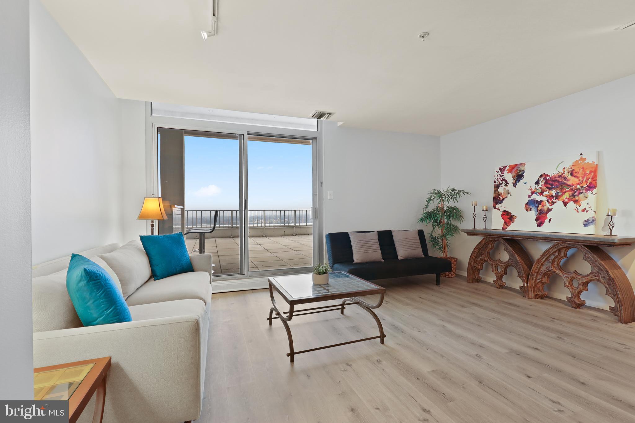 PENTHOUSE CONDOMINIUMS - Residential Lease