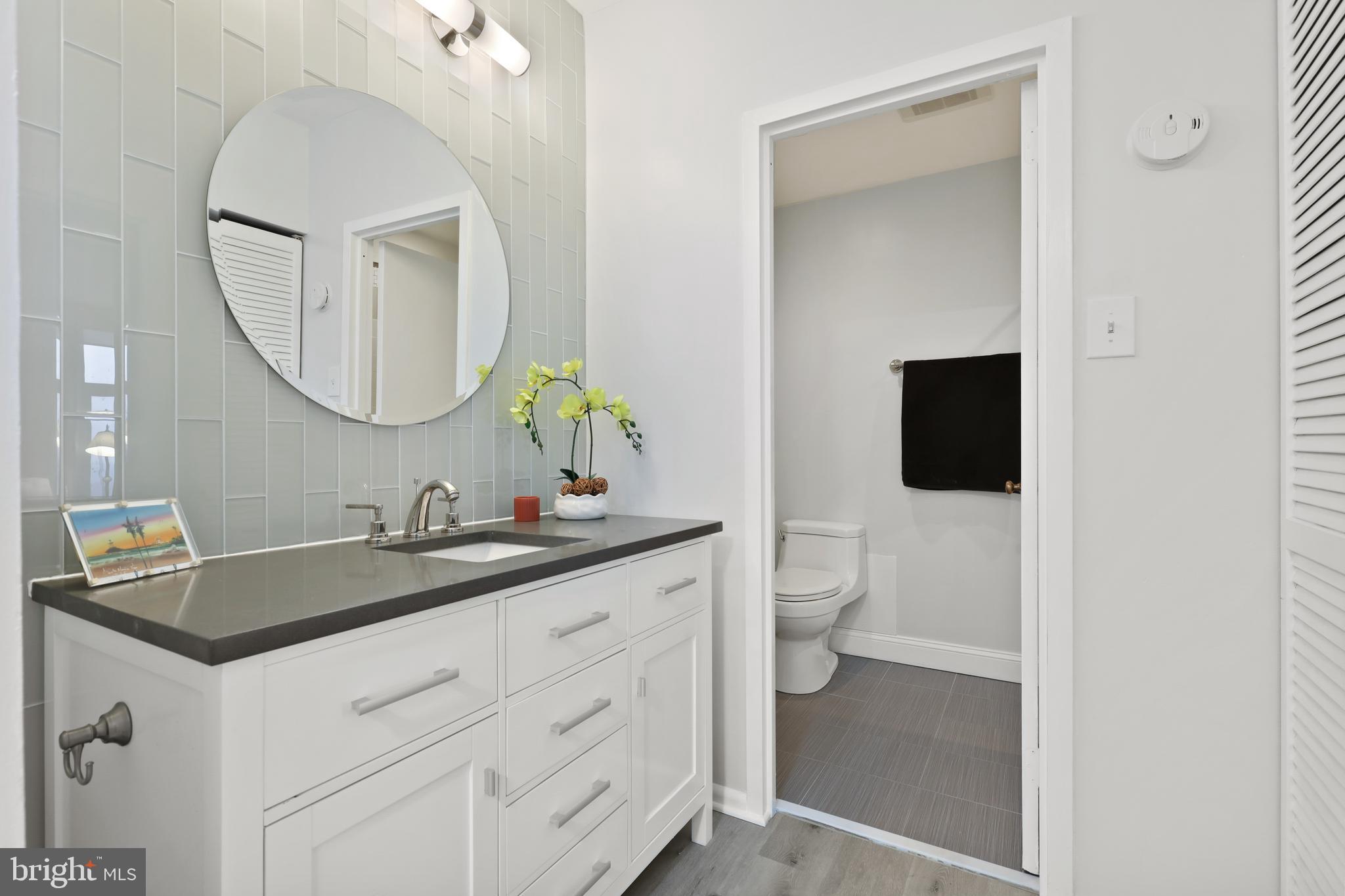 PENTHOUSE CONDOMINIUMS - Residential Lease