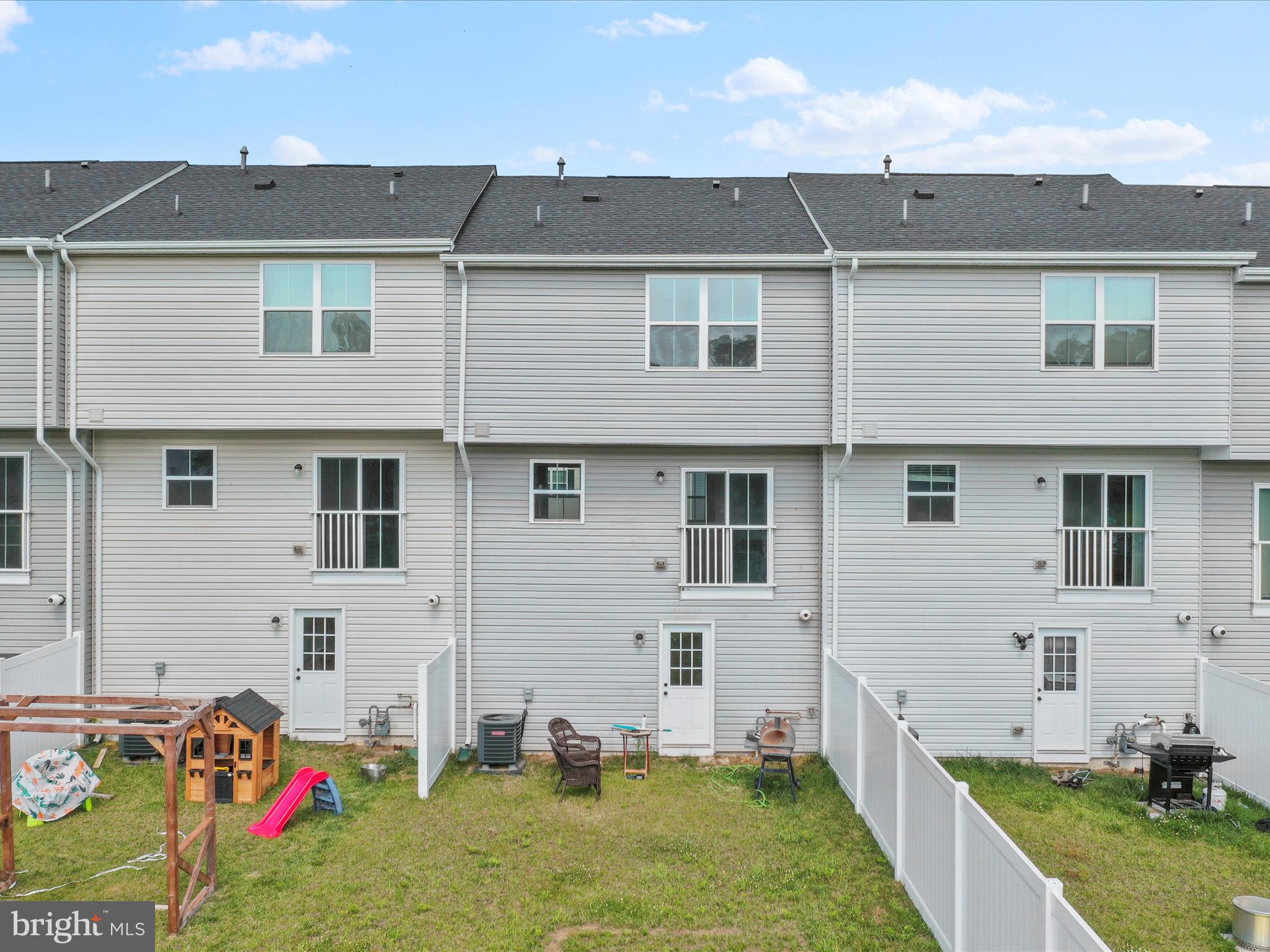 THE LAKES AT MARTINSBURG - Residential