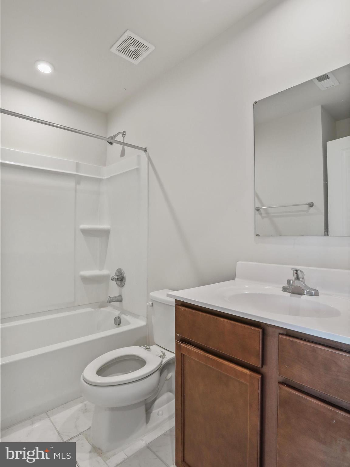 THE LAKES AT MARTINSBURG - Residential