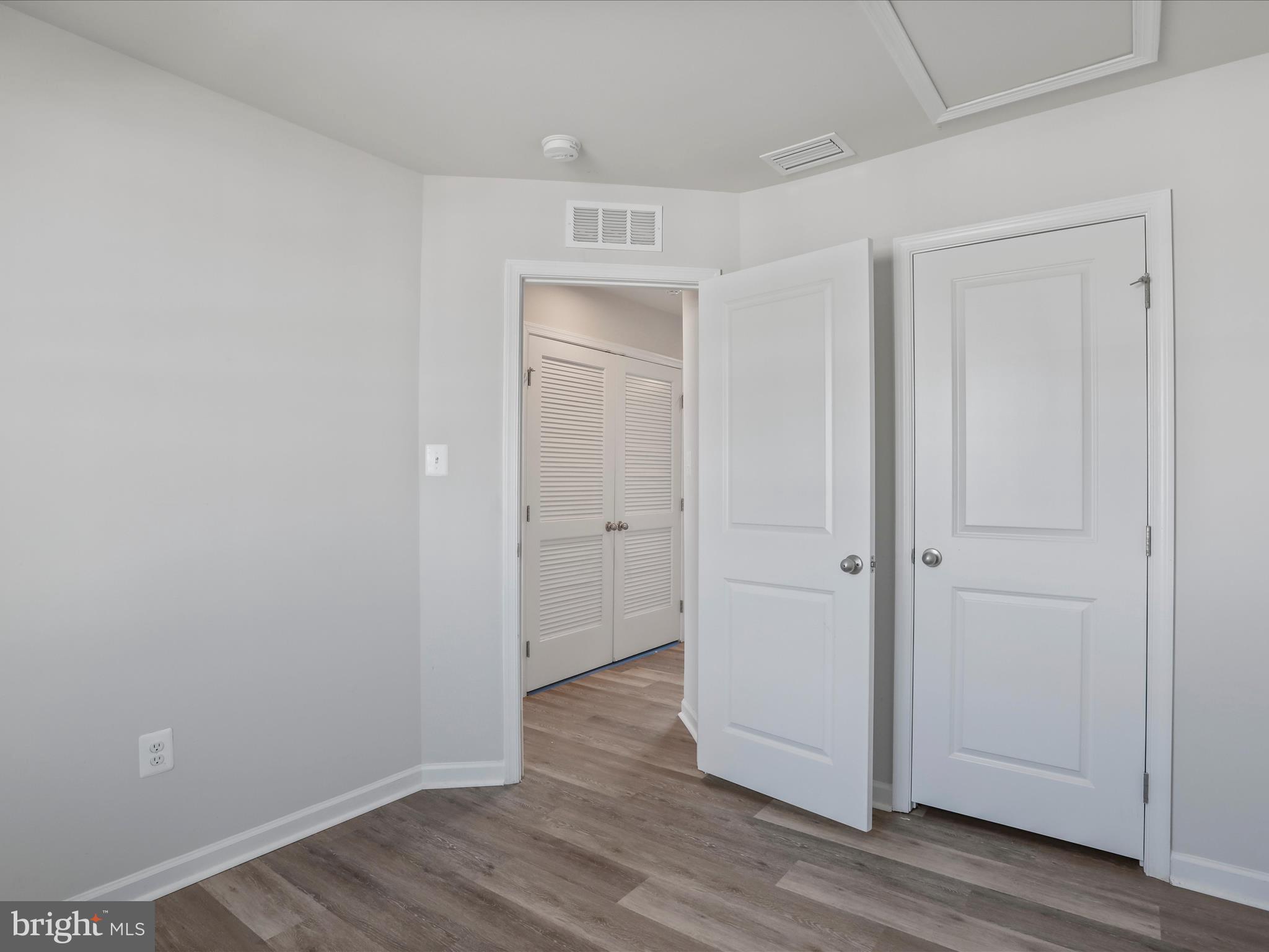 THE LAKES AT MARTINSBURG - Residential