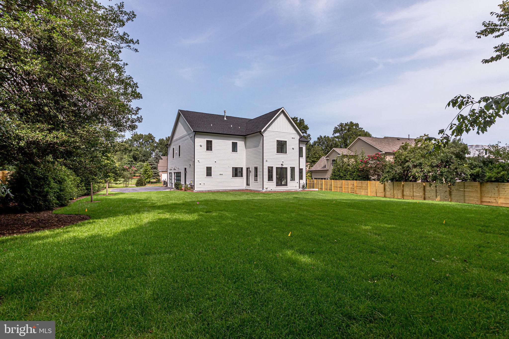 HANSBOROUGH - Residential