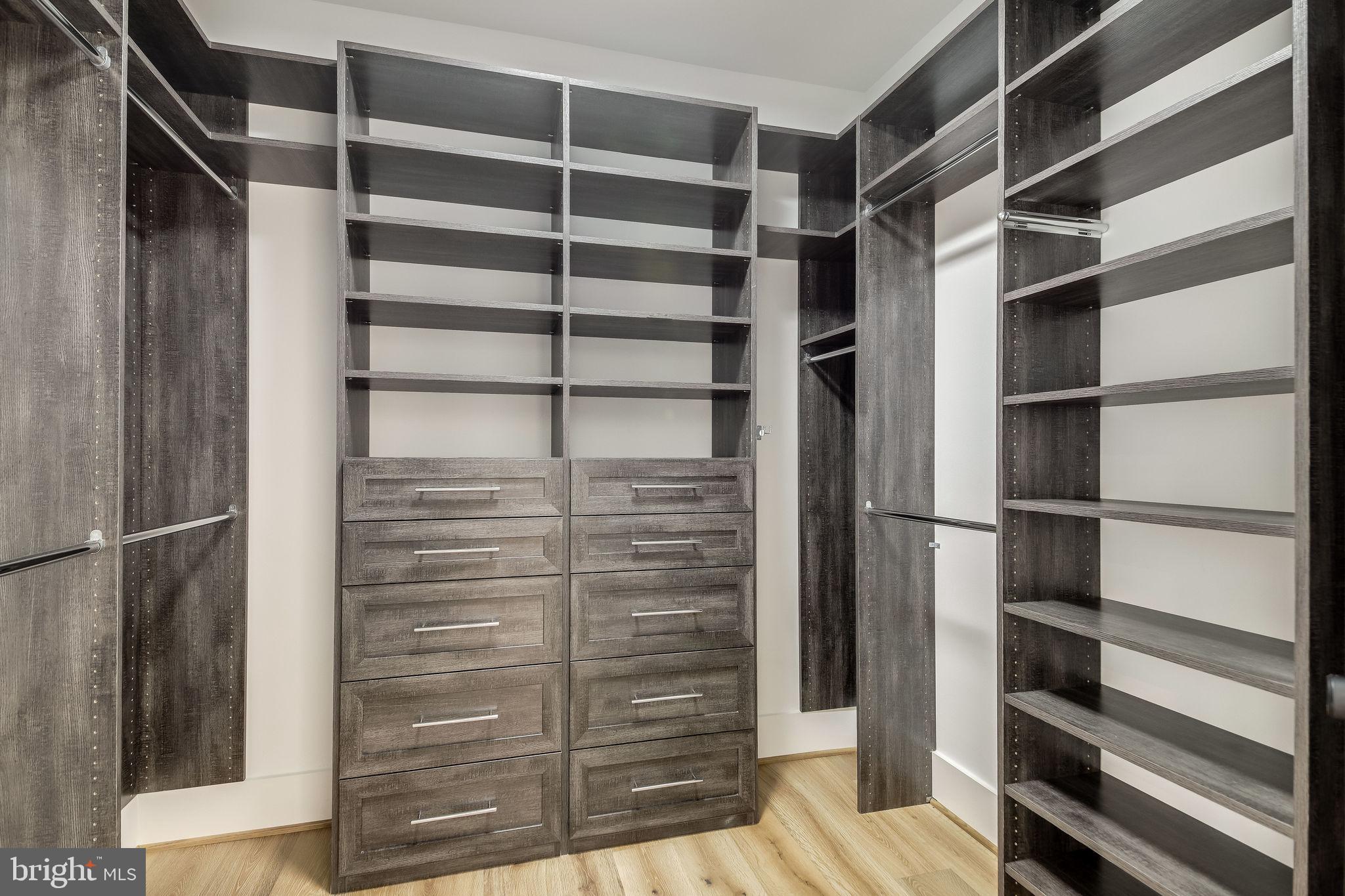 HANSBOROUGH - Residential