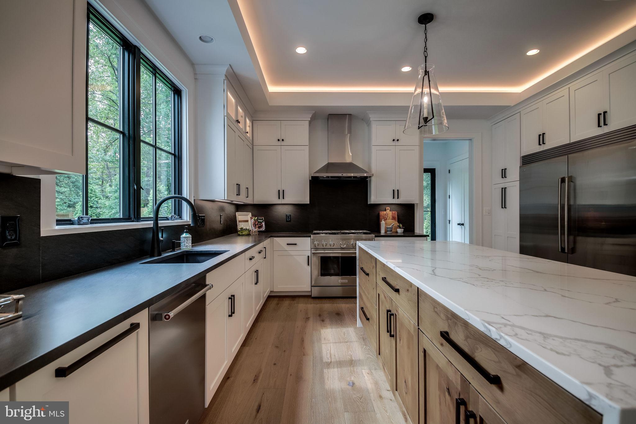 HANSBOROUGH - Residential