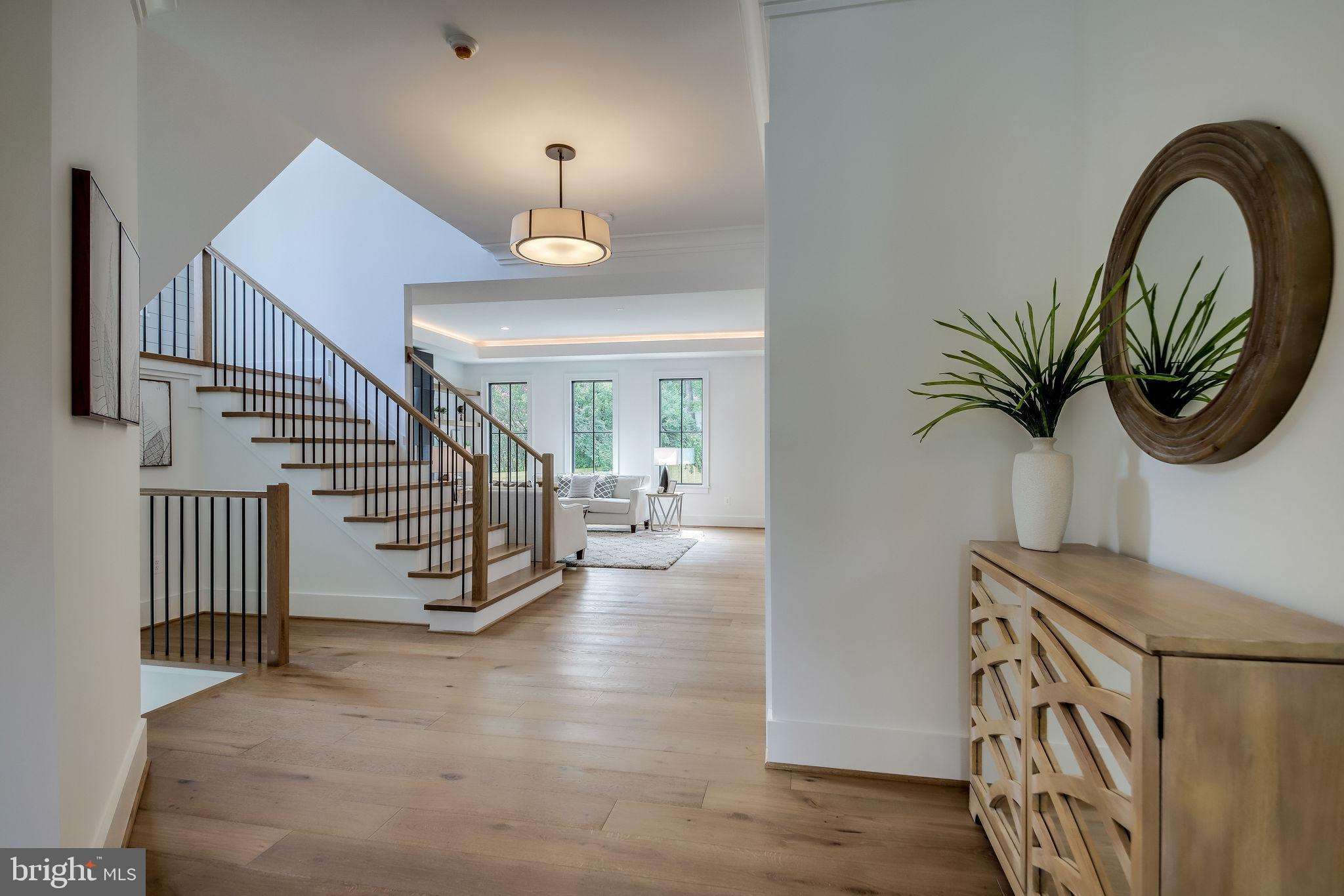 HANSBOROUGH - Residential