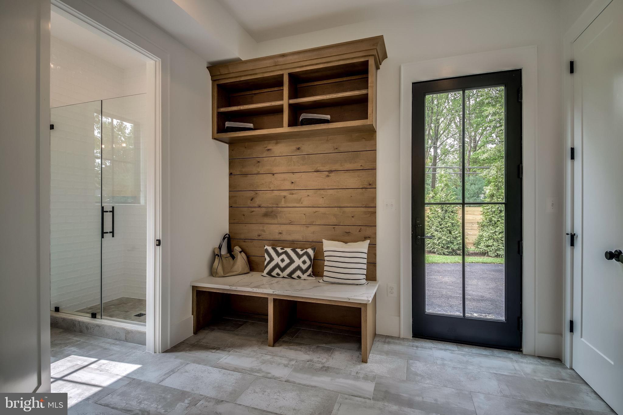 HANSBOROUGH - Residential