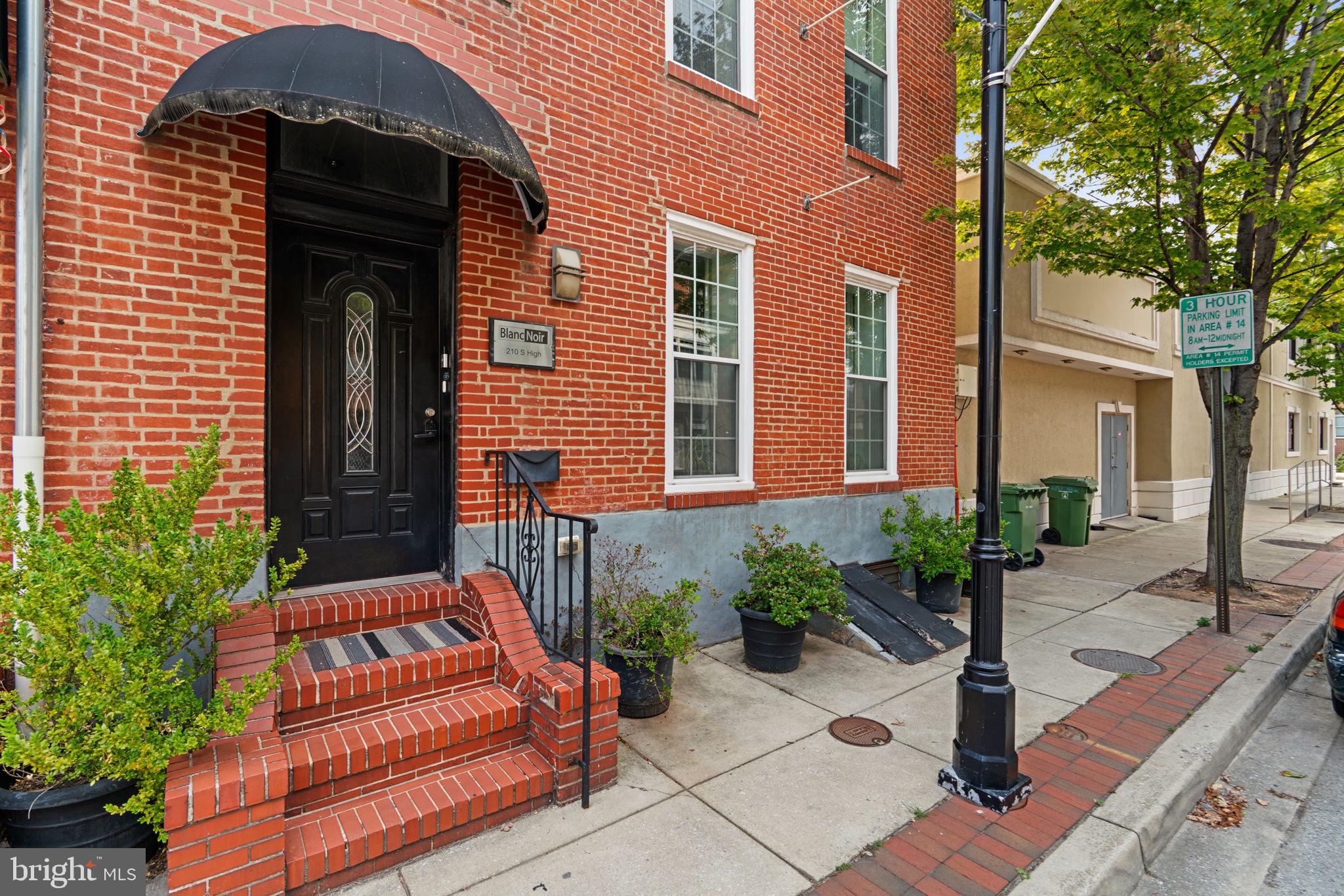 210 S HIGH STREET