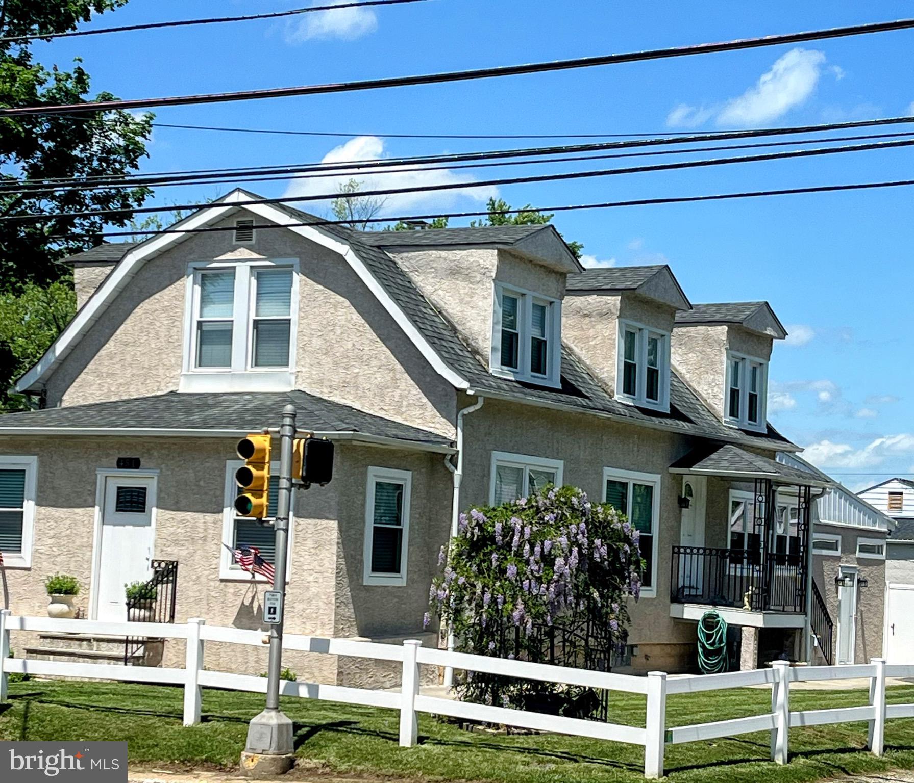 LAFAYETTE HILL - Residential