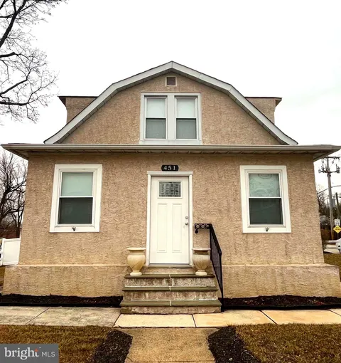 451 Ridge Pike, Lafayette Hill, PA MLS: PAMC2116058