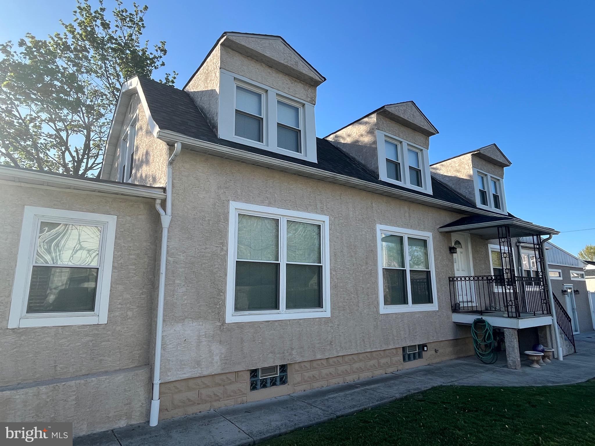 LAFAYETTE HILL - Residential