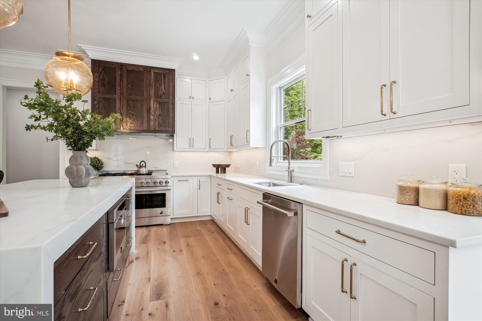 GLEN MAR PARK - Residential