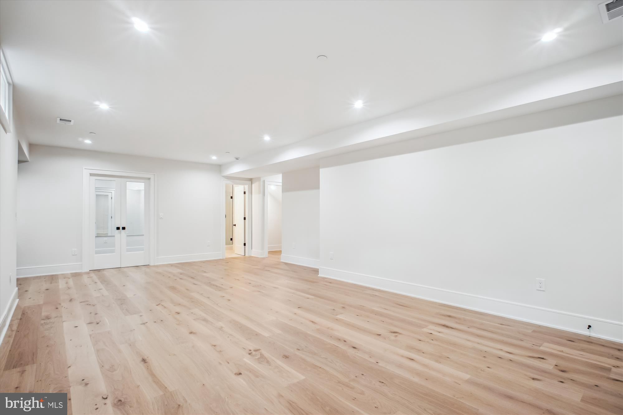 GLEN MAR PARK - Residential