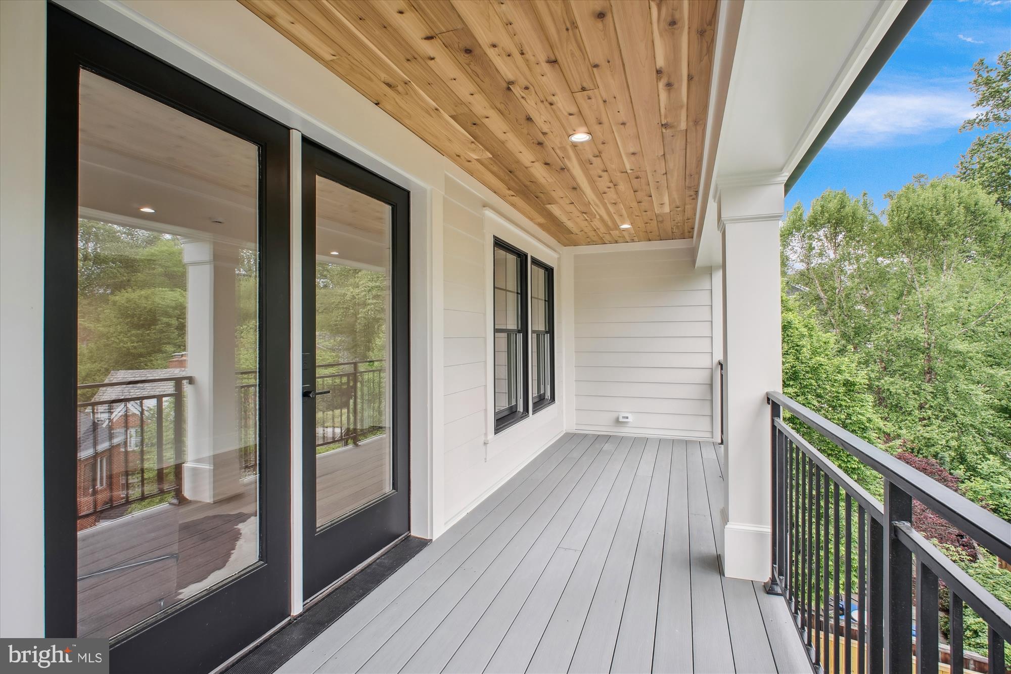 GLEN MAR PARK - Residential