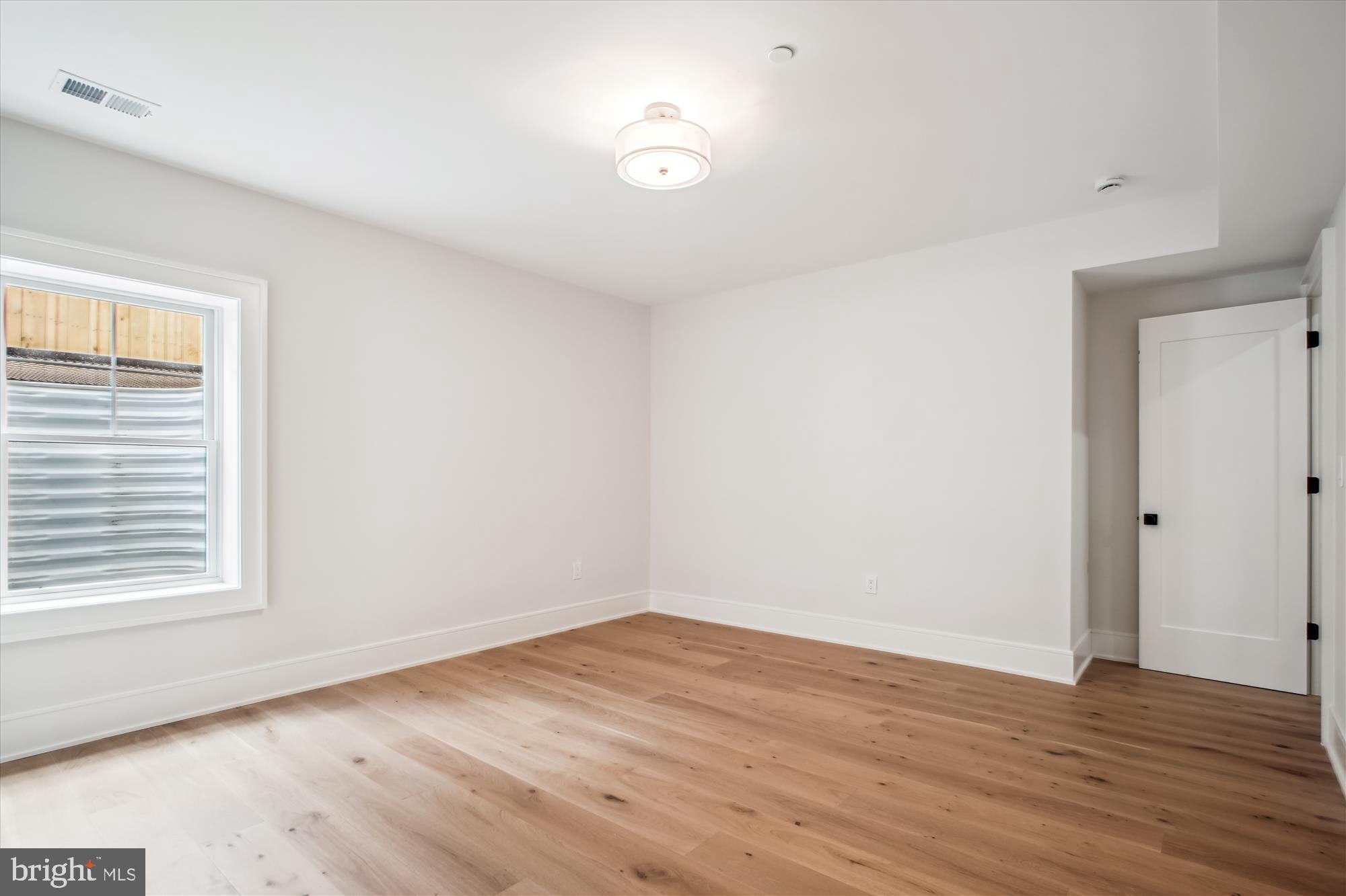 GLEN MAR PARK - Residential