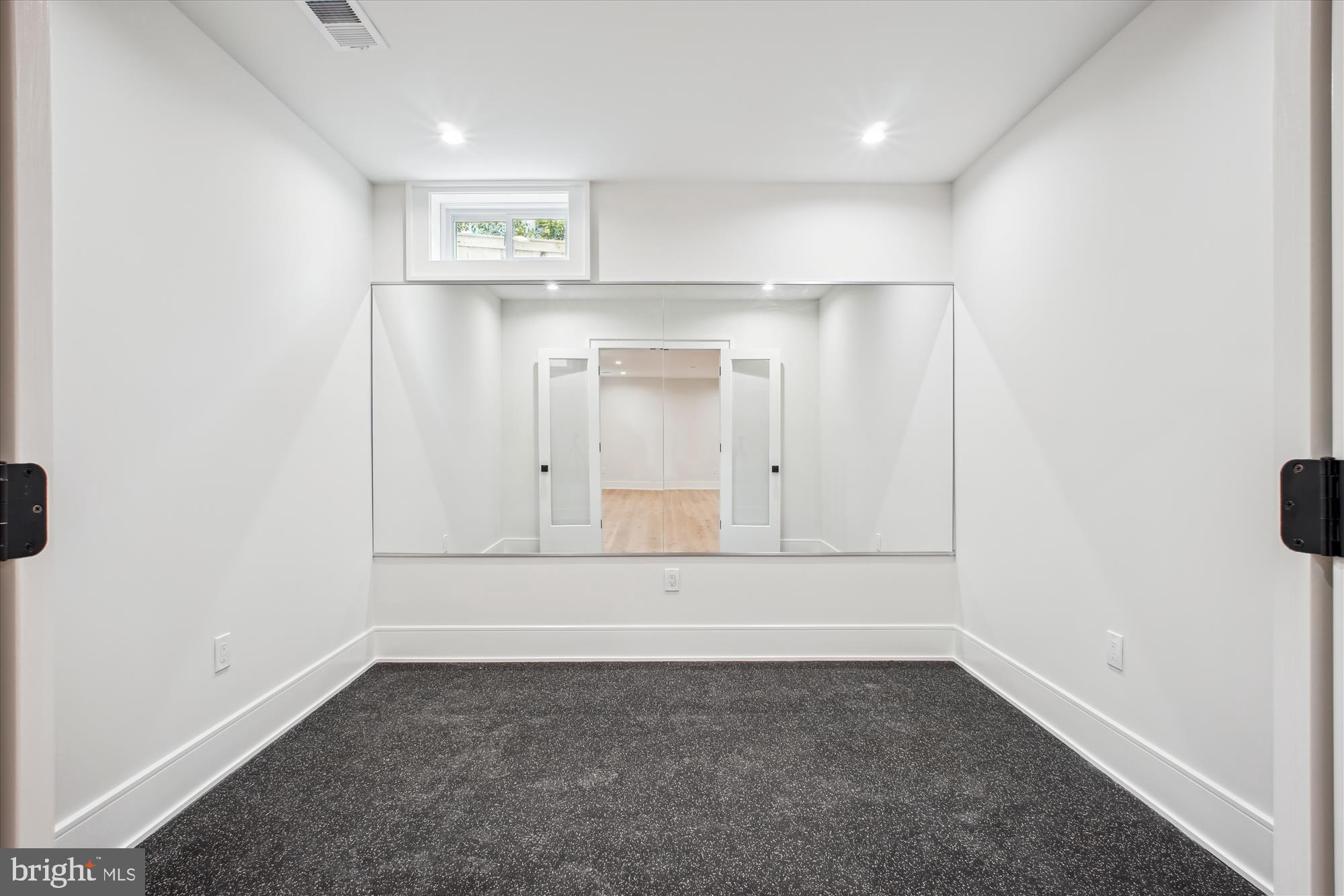 GLEN MAR PARK - Residential