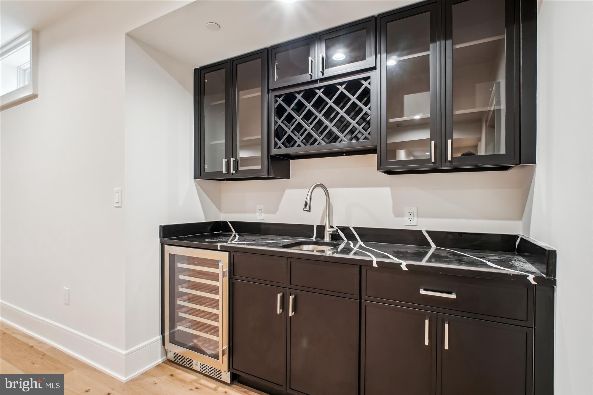 GLEN MAR PARK - Residential