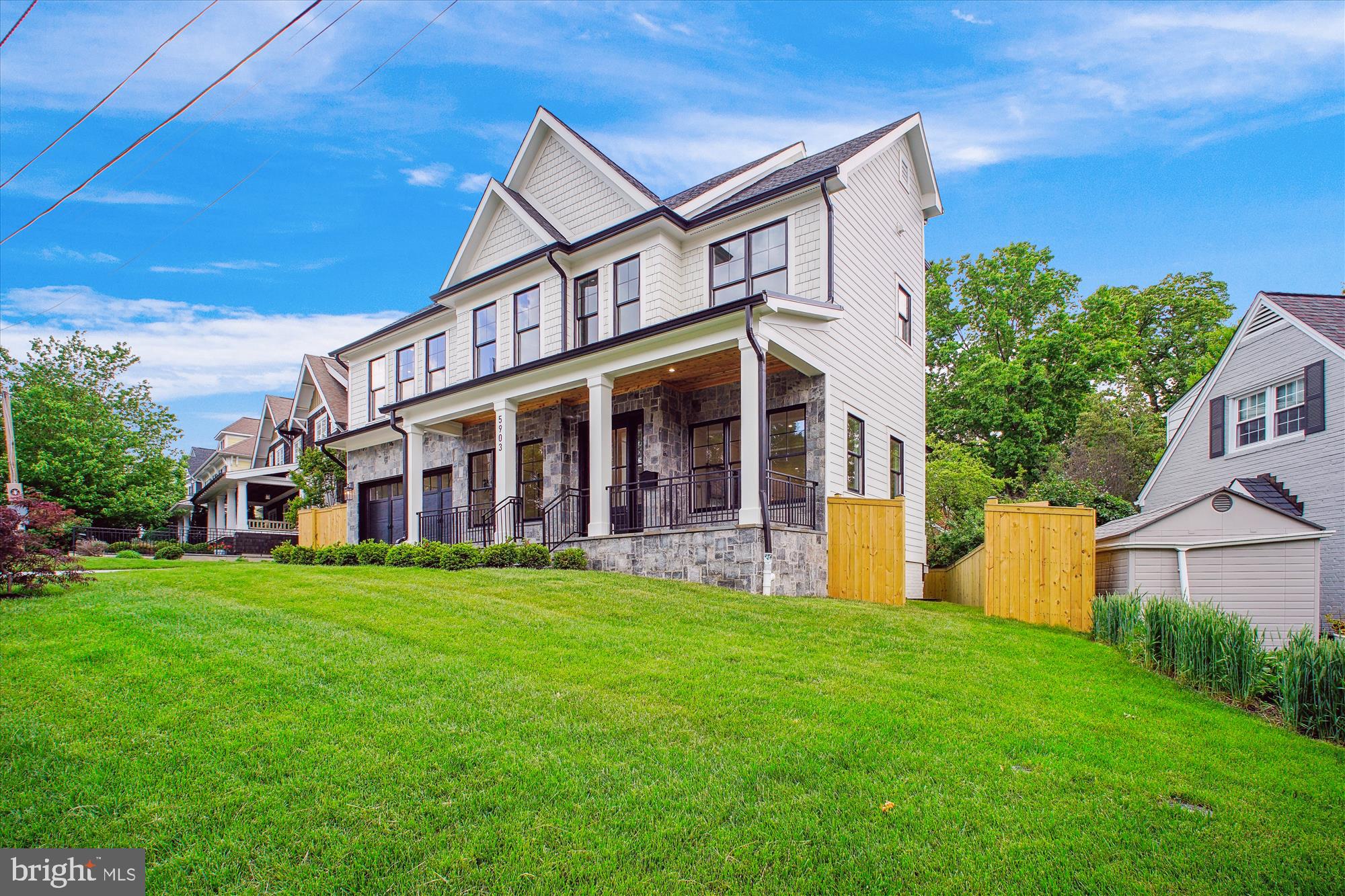 5903 CARLTON LANE
