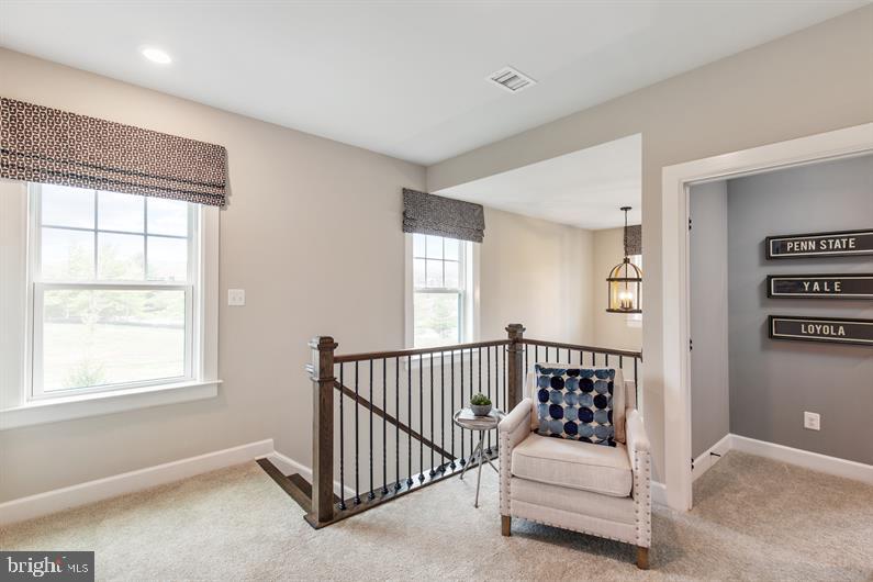 WAYNE GLEN - Residential