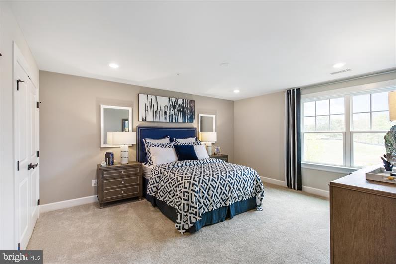 WAYNE GLEN - Residential