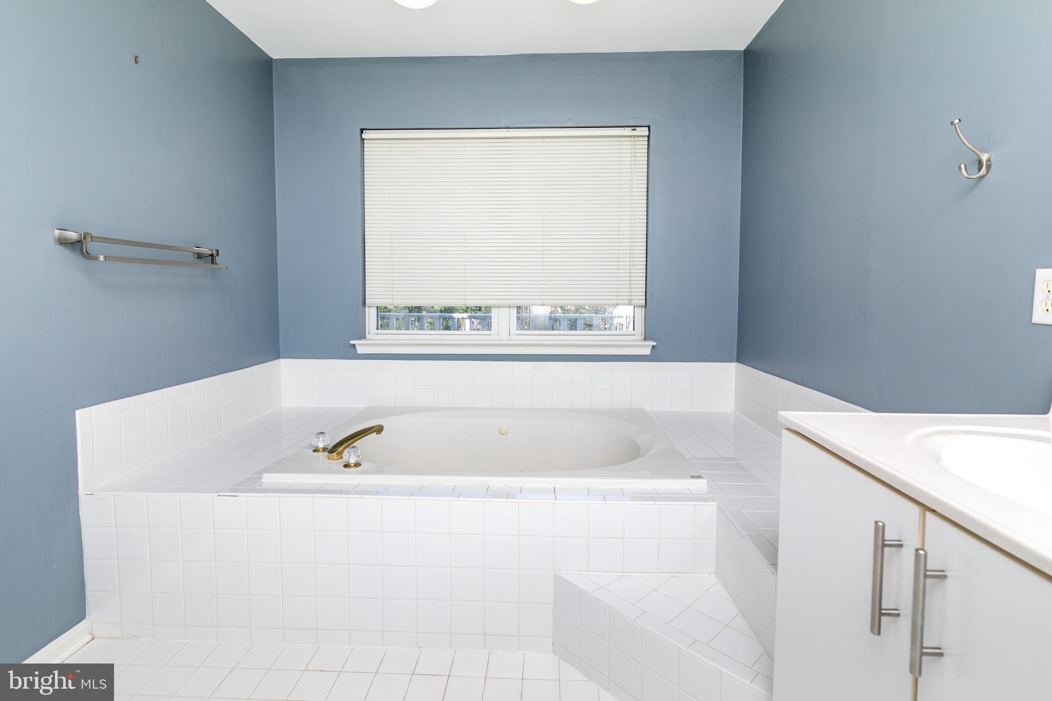 OCEAN PINES - MARINA VILLAGE - Residential