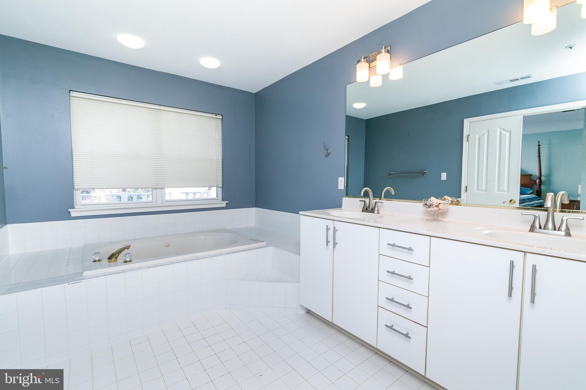 OCEAN PINES - MARINA VILLAGE - Residential