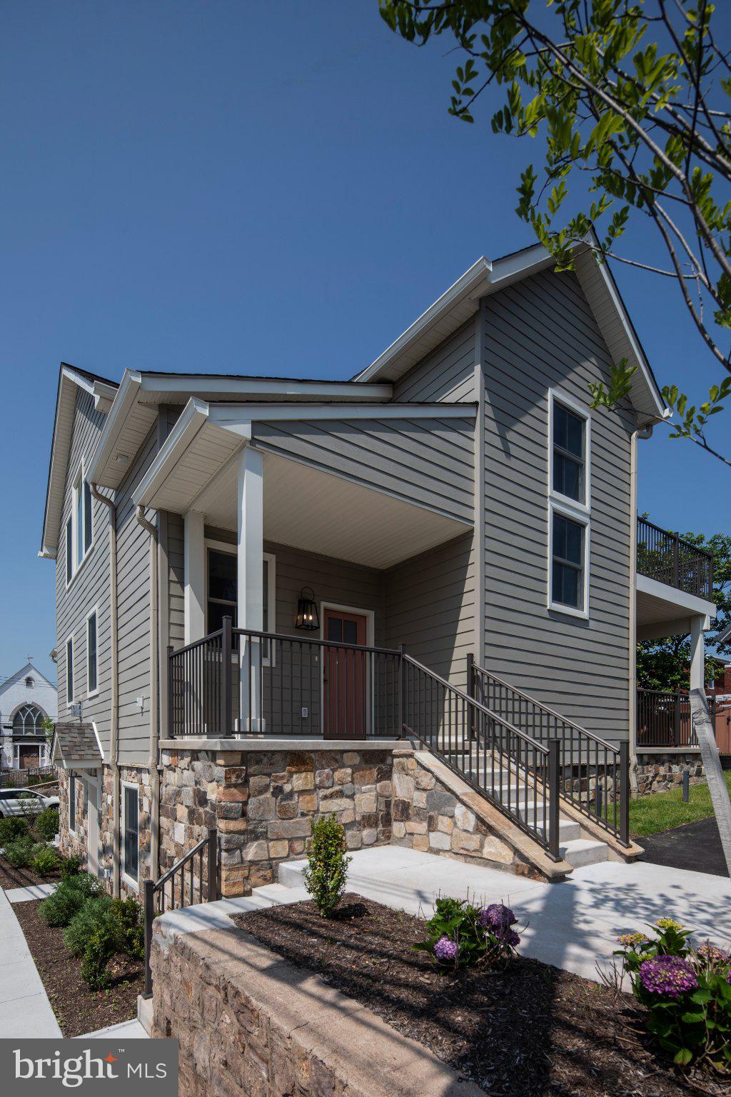 25 N RIDGE AVENUE A
