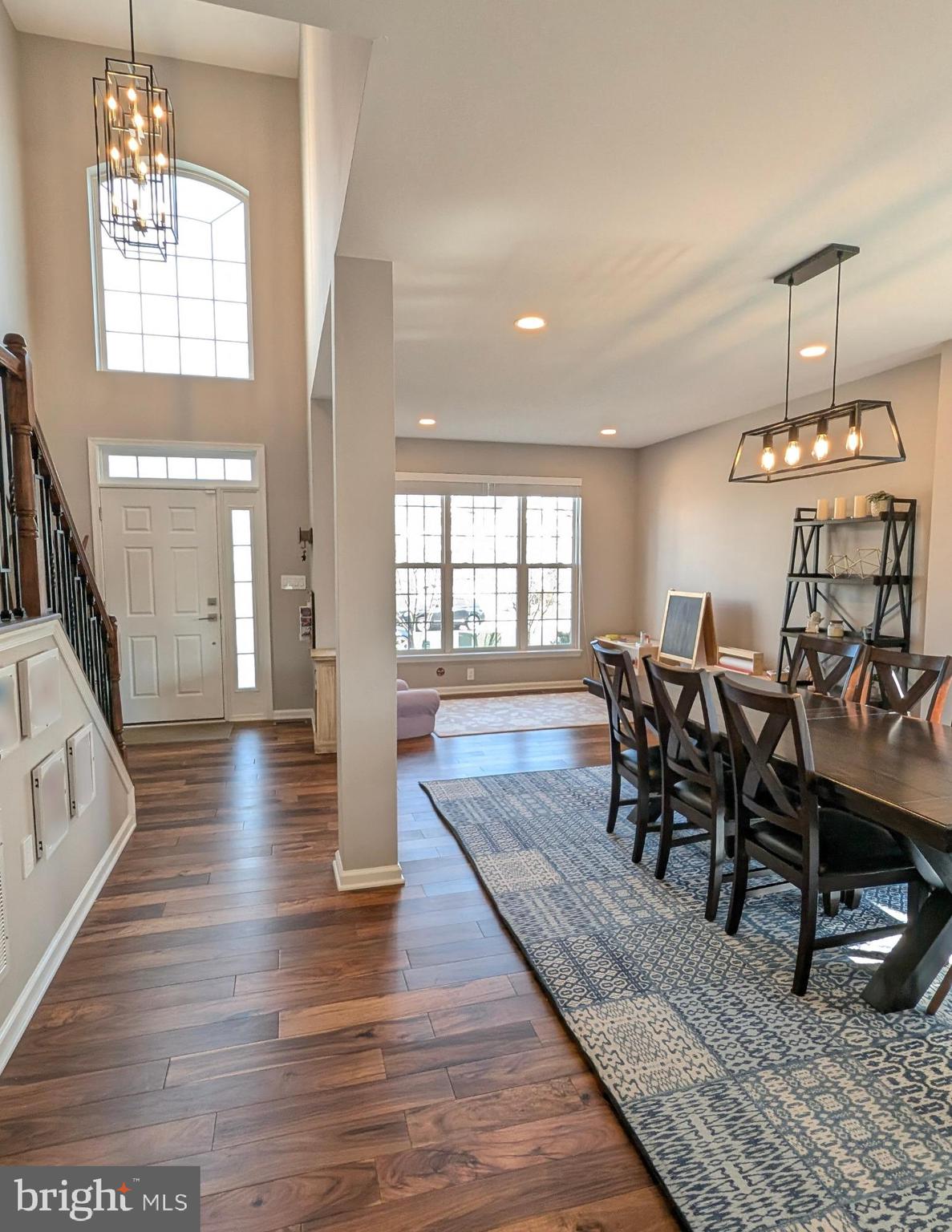 STRATFORD - Residential