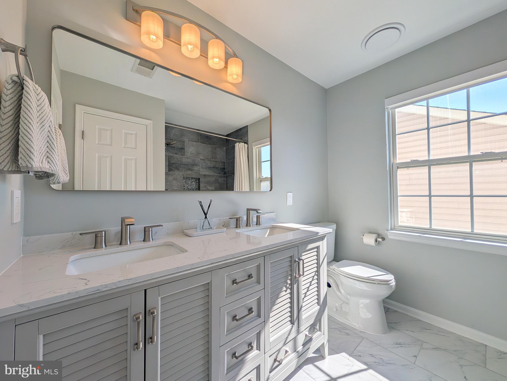 STRATFORD - Residential