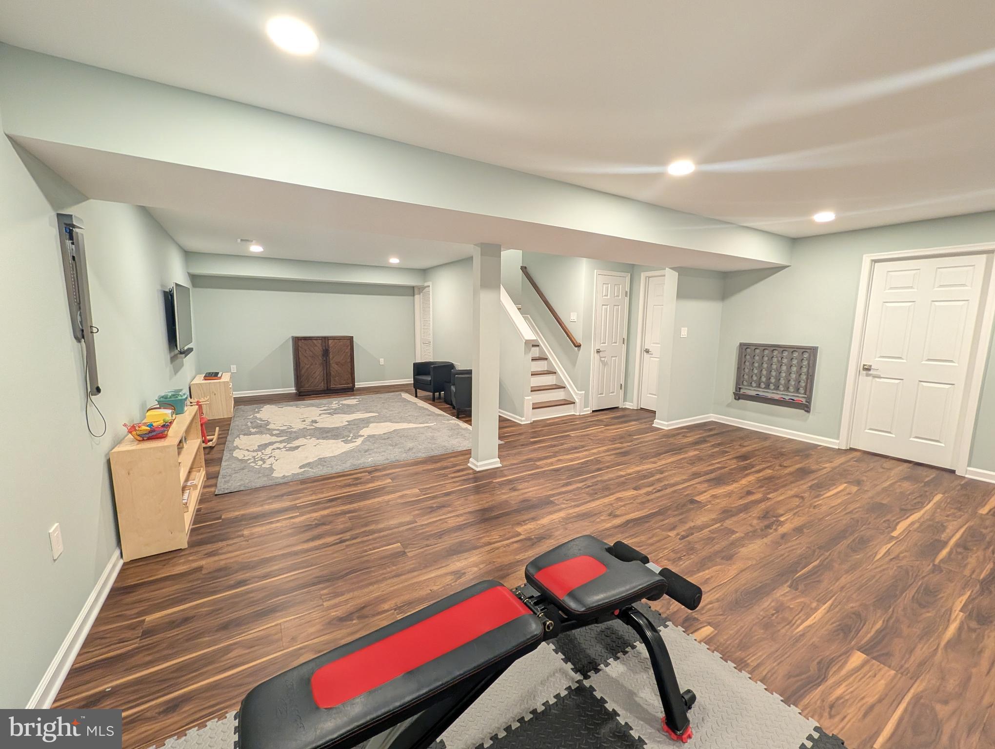 STRATFORD - Residential