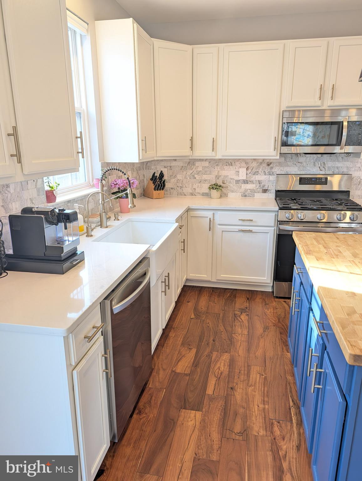 STRATFORD - Residential