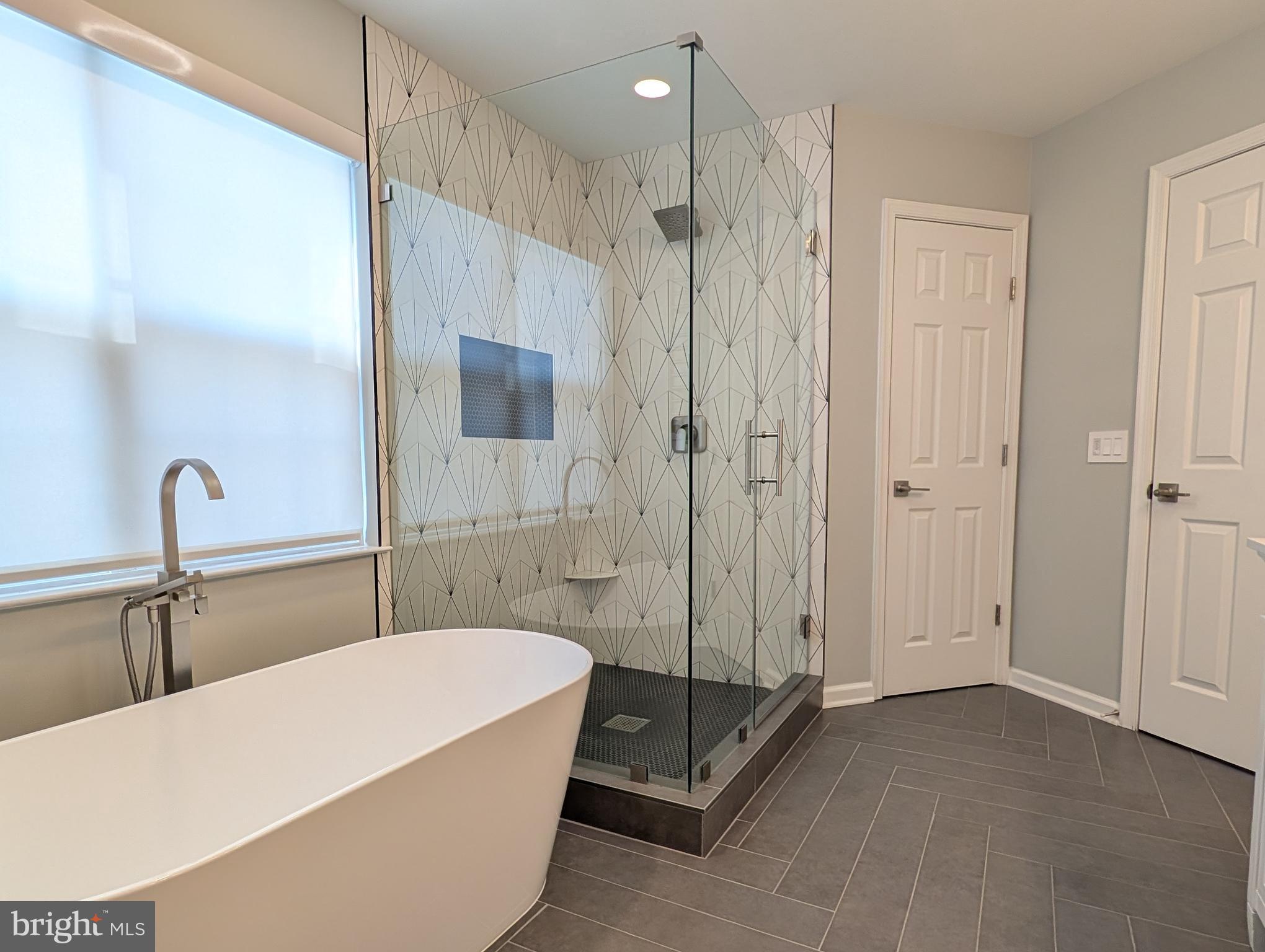 STRATFORD - Residential