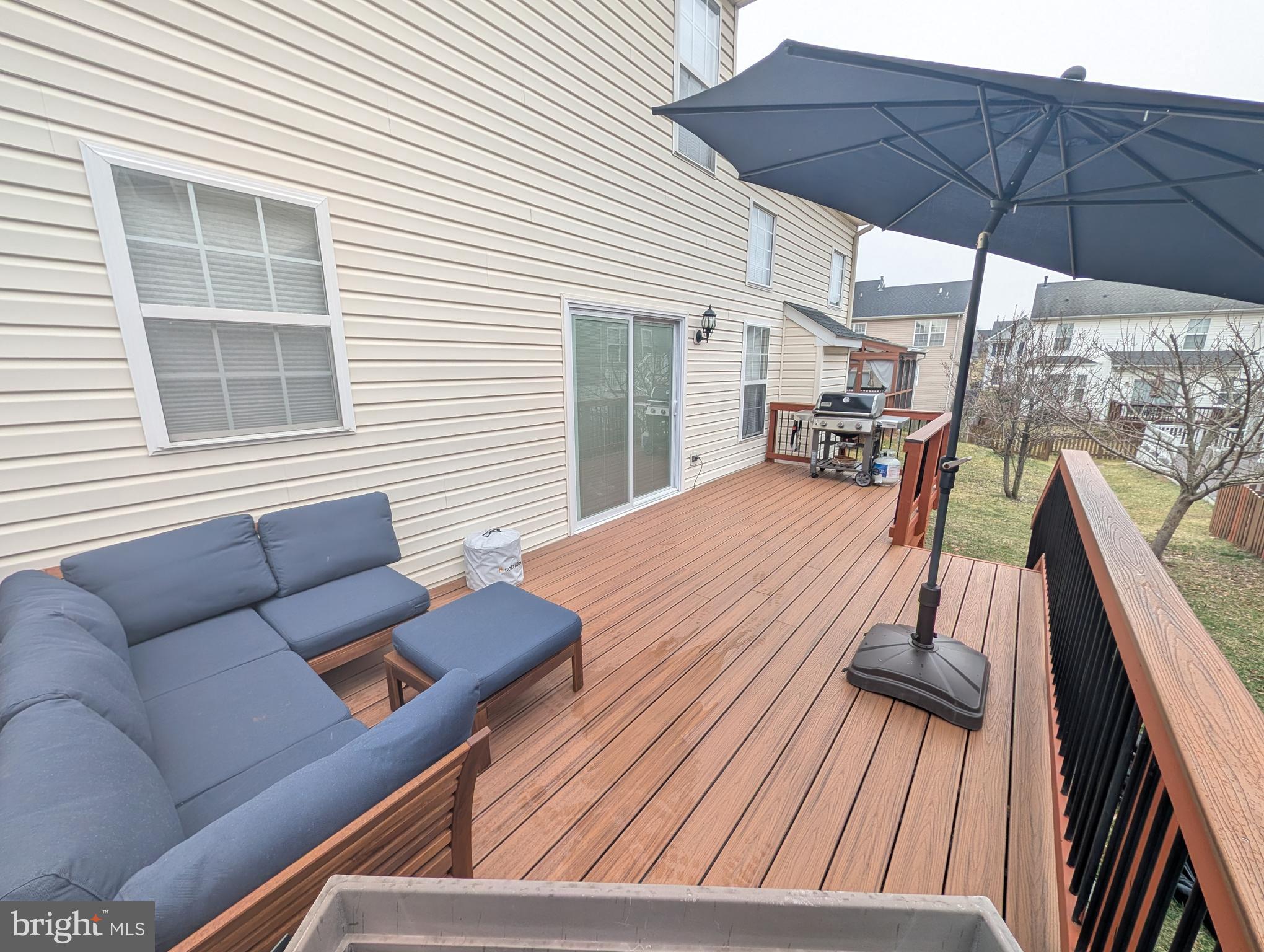 STRATFORD - Residential