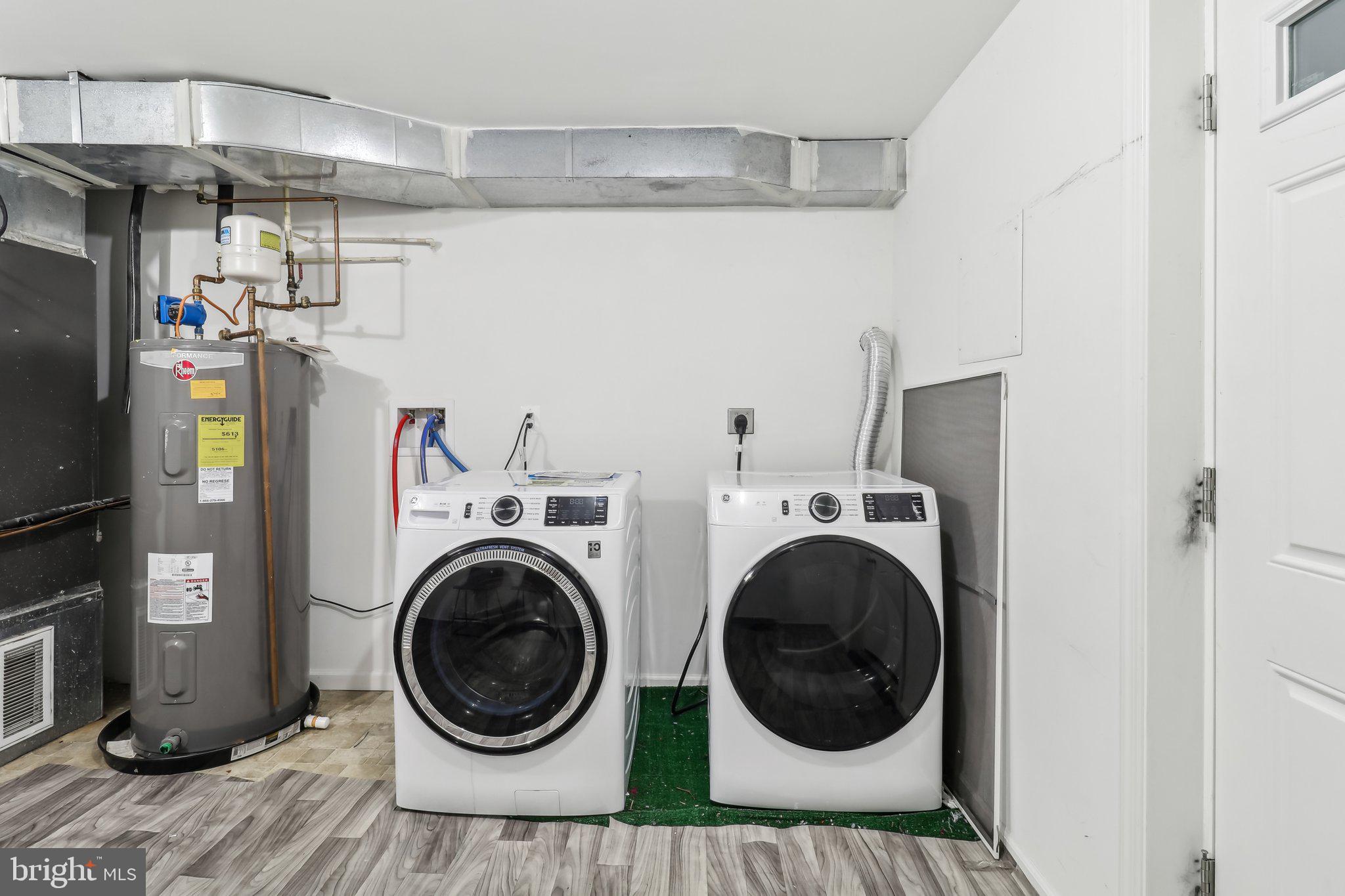 GLENN DALE ESTATES - Residential