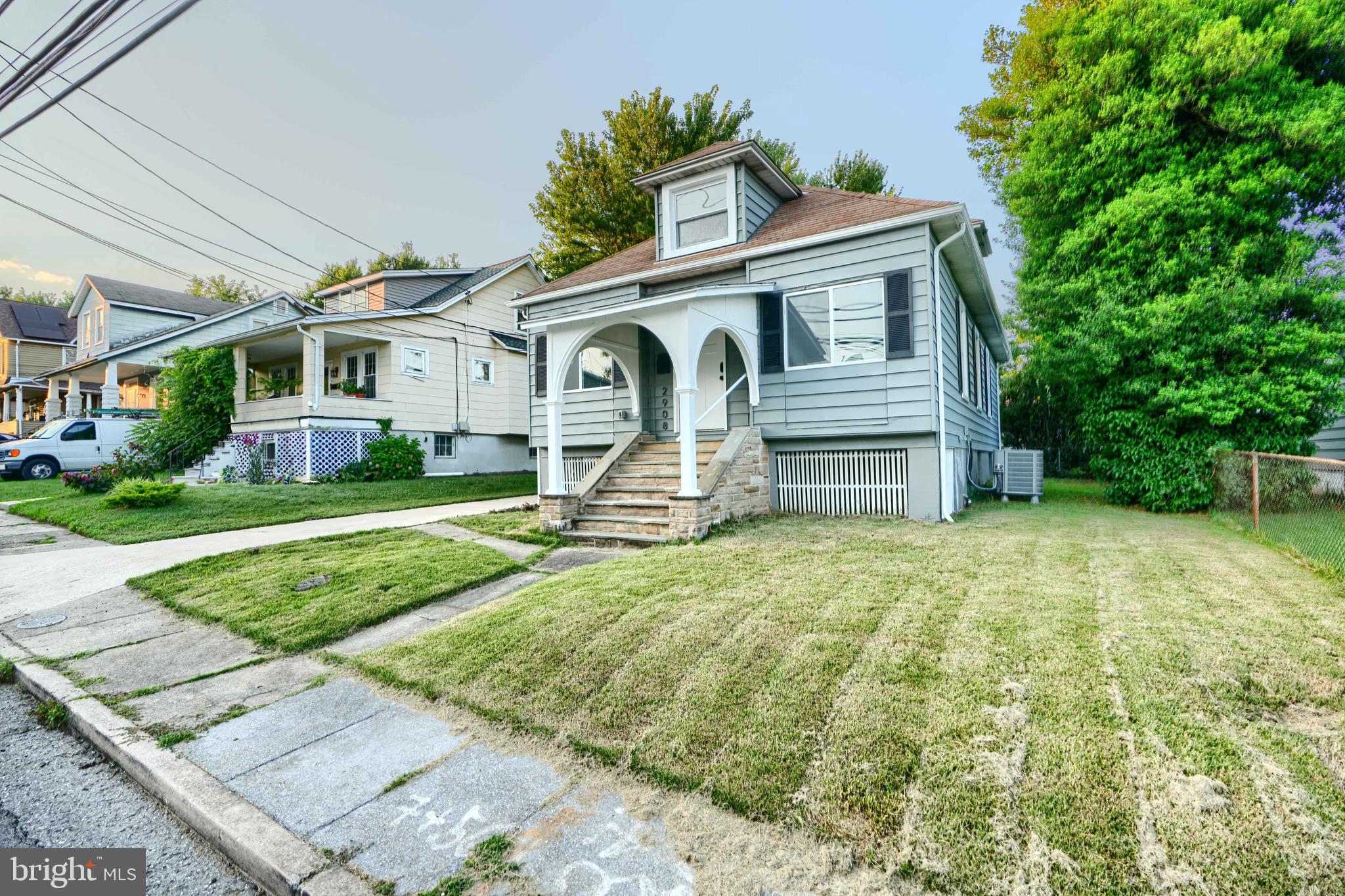 OAKCREST - Residential