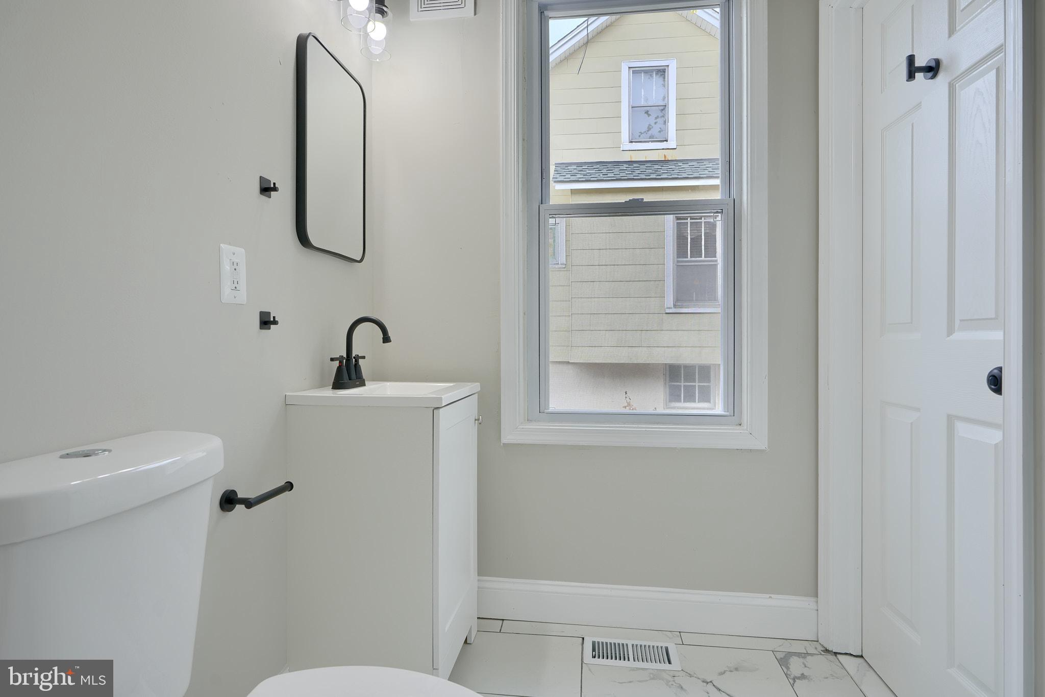 OAKCREST - Residential