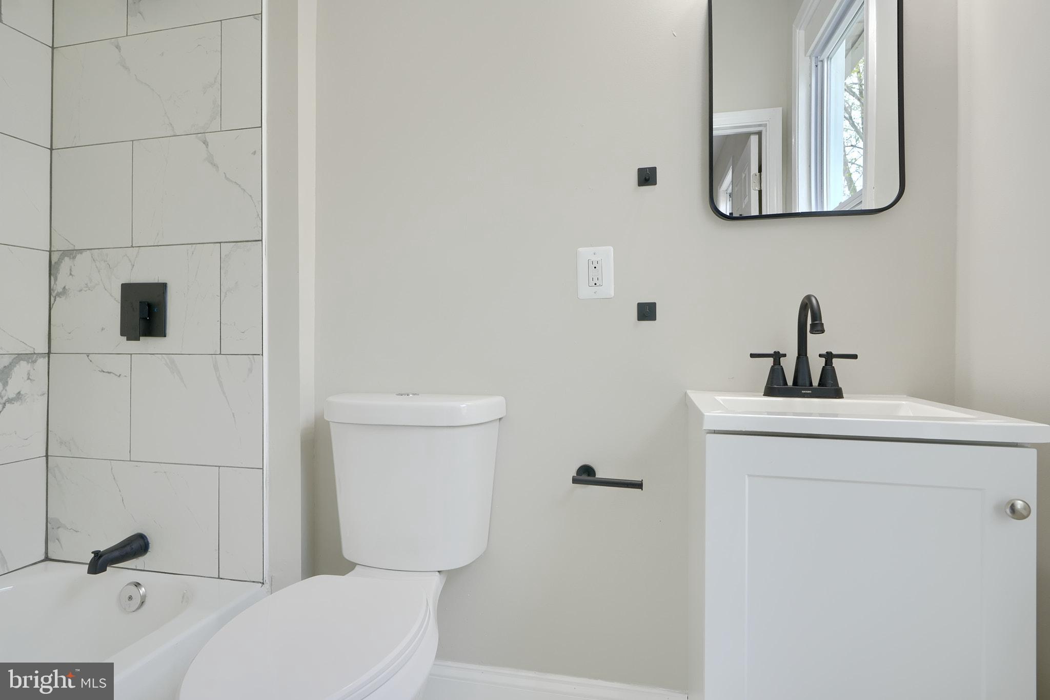 OAKCREST - Residential