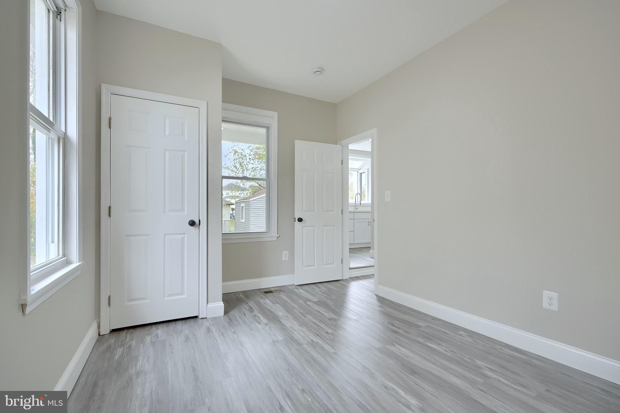 OAKCREST - Residential