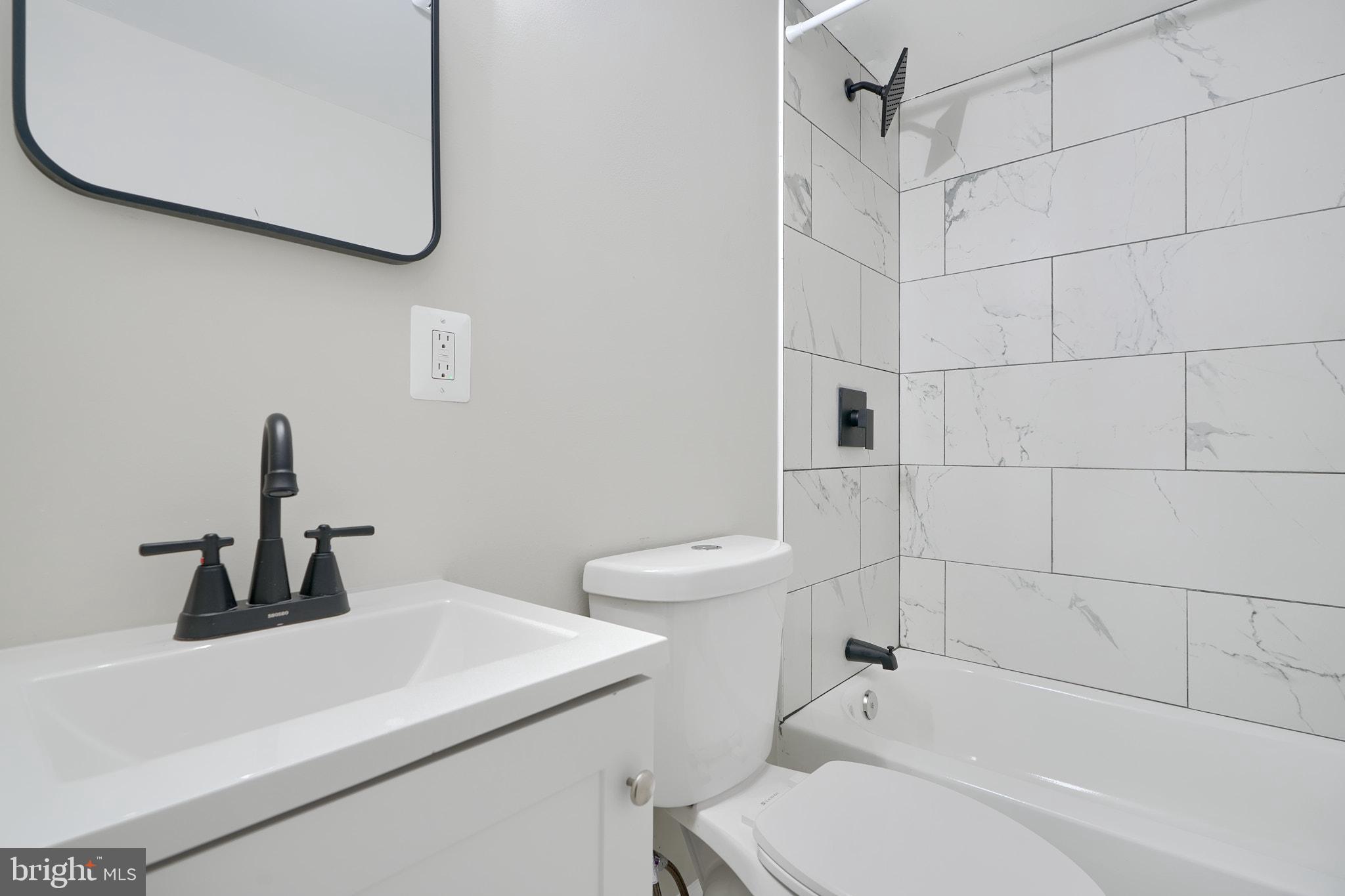 OAKCREST - Residential