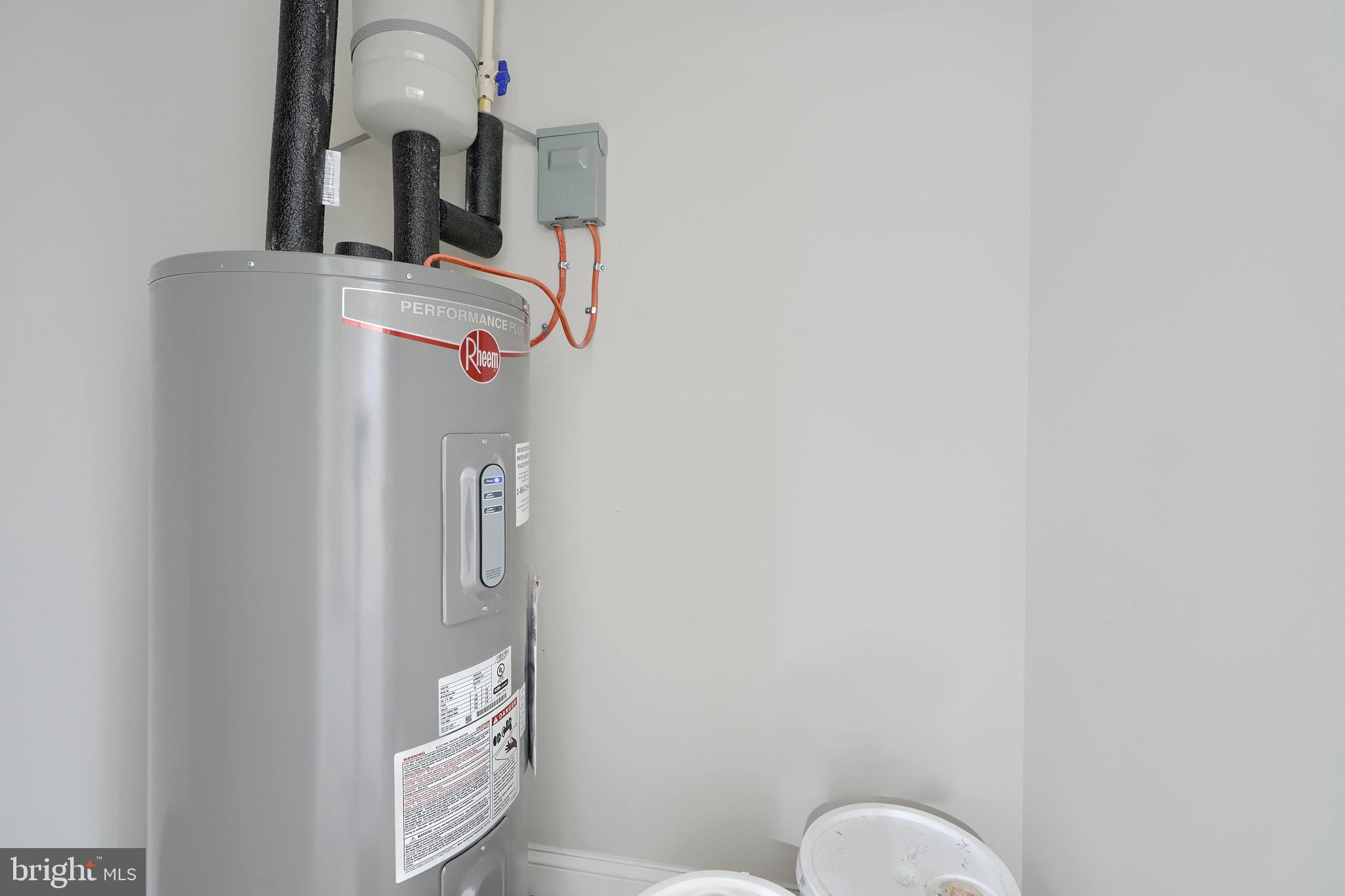 OAKCREST - Residential