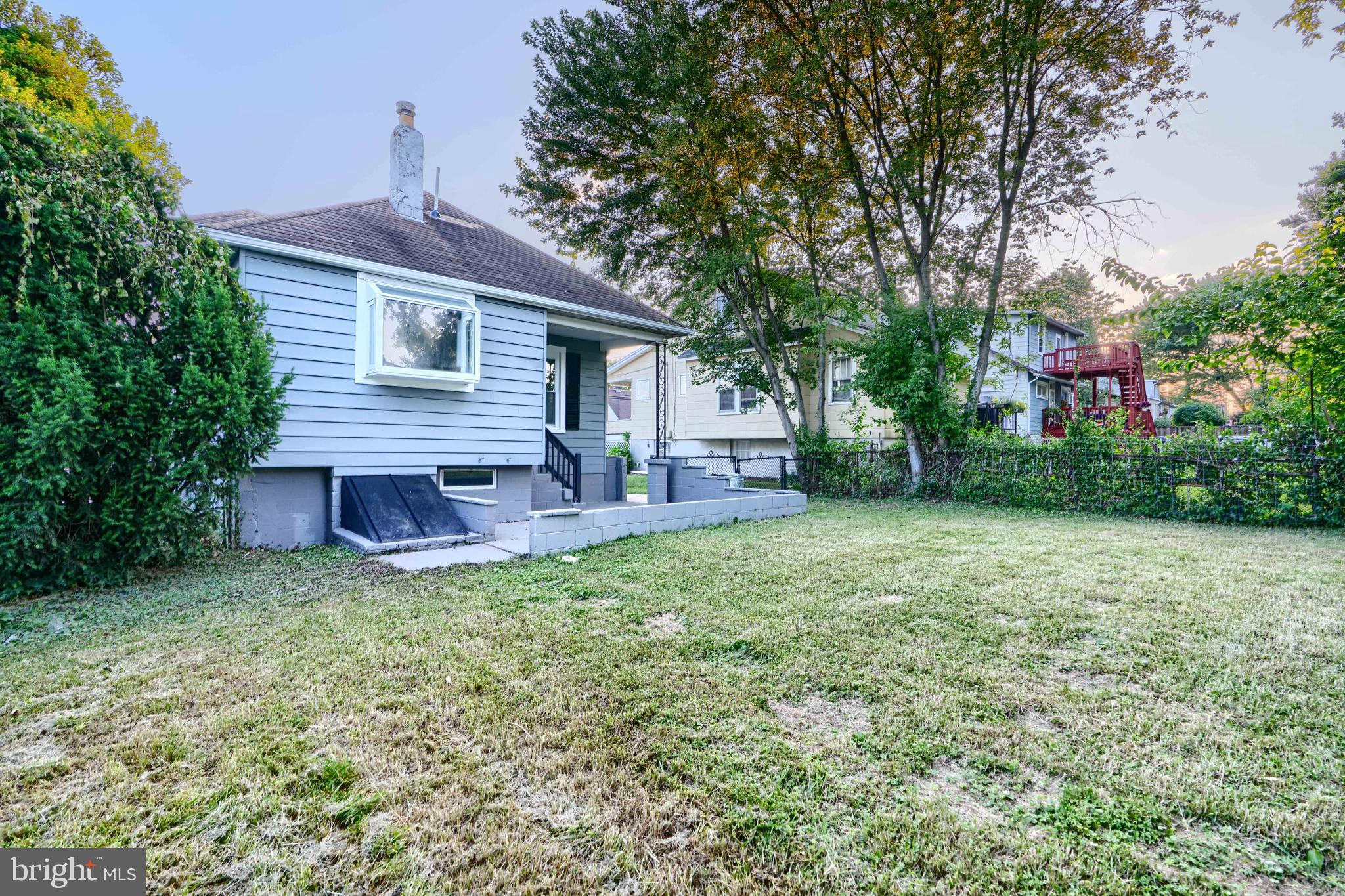 OAKCREST - Residential