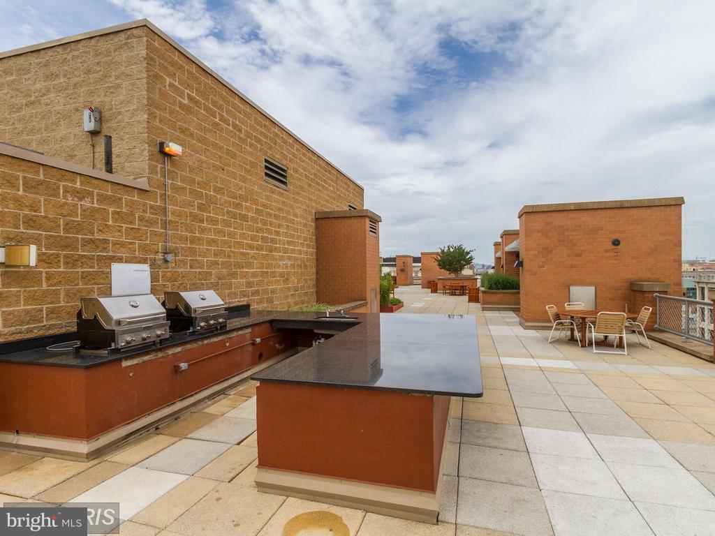 CENTRAL - Residential Lease