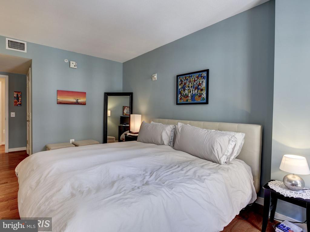 CENTRAL - Residential Lease