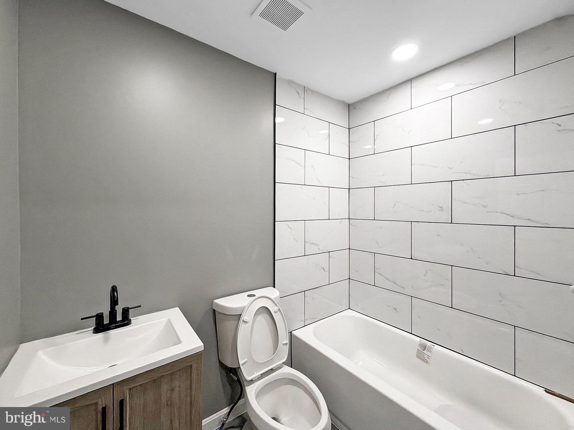 CARROLLTON RIDGE - Residential