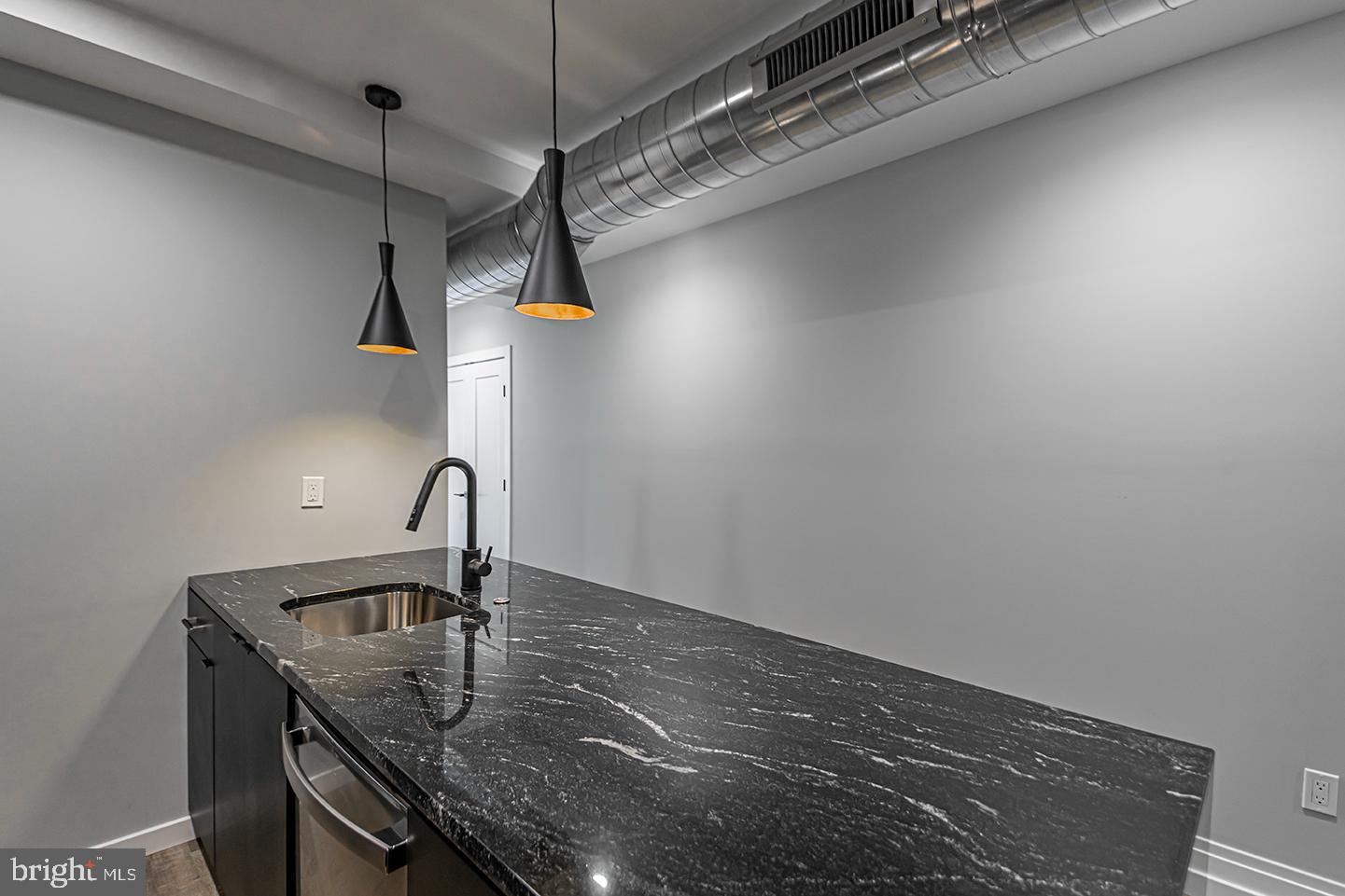 NORTHERN LIBERTIES - Residential Lease
